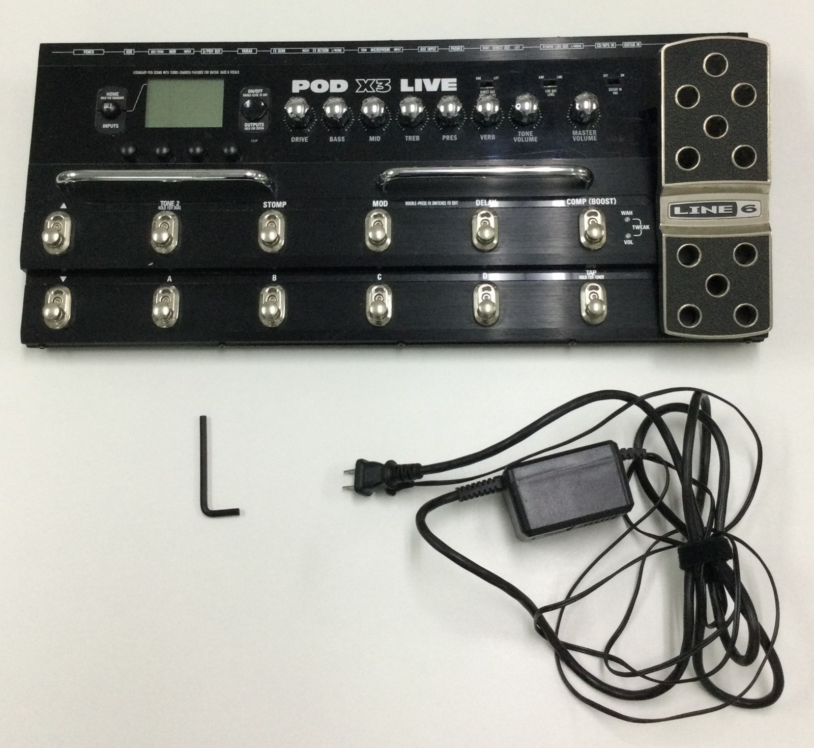 LINE6 POD X3 LIVE マルチエフェクター 通電確認のみ 起動・スイッチ切り替え確認済み】LINE6 POD X3 LIVE マルチ