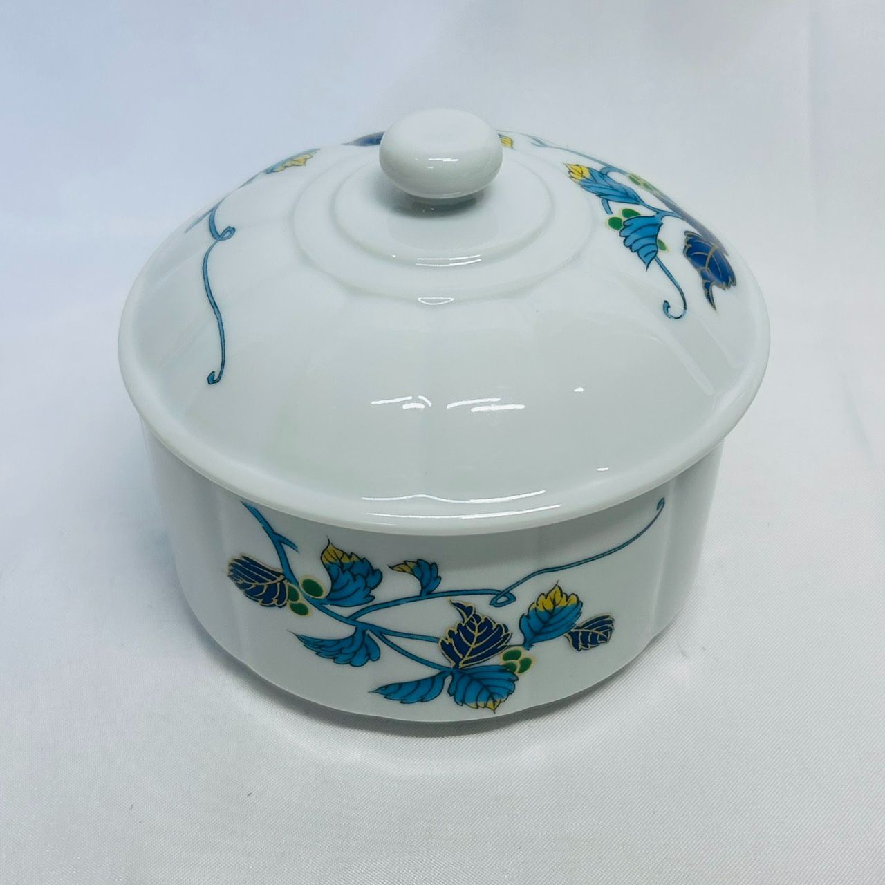 蓋付き器　錦松梅　光峰作　足付　希少 S【保管品】錦松梅きんしょうばい 有田焼 光峰作 蓋つき小鉢2個セット