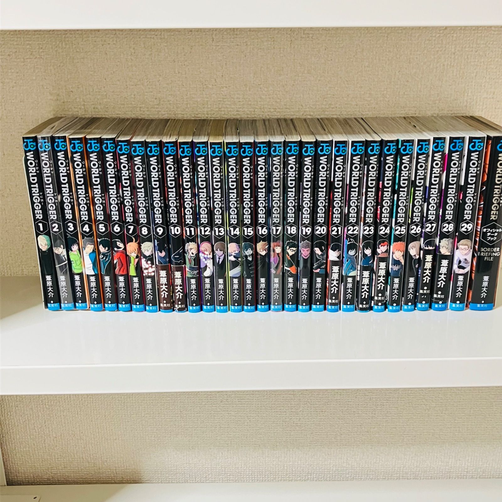 ワールドトリガー 1-29巻セット オフィシャルブック付き - メルカリ