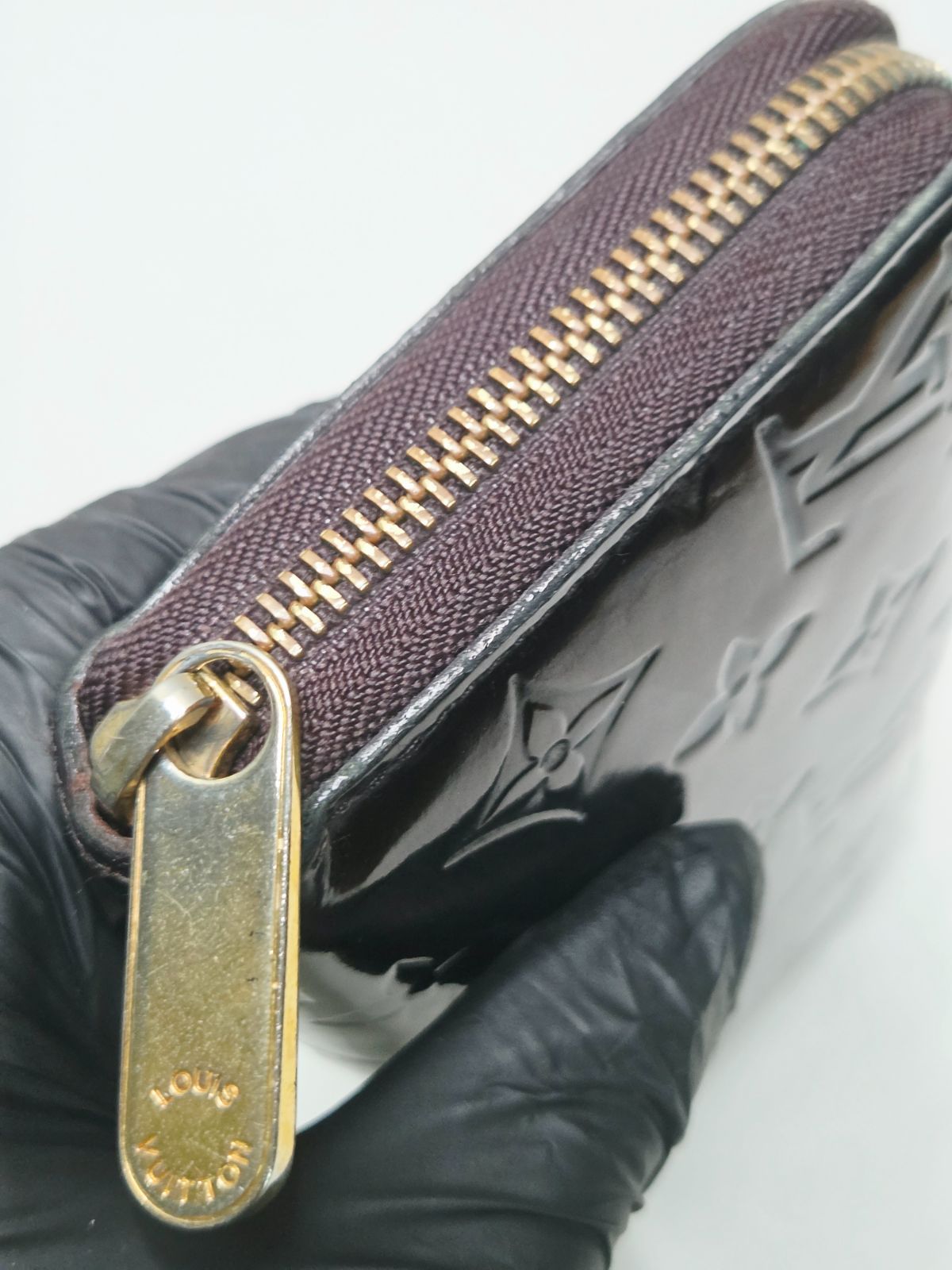 LOUIS VUITTON ルイヴィトン ヴェルニ ジッピーウォレット アマラント