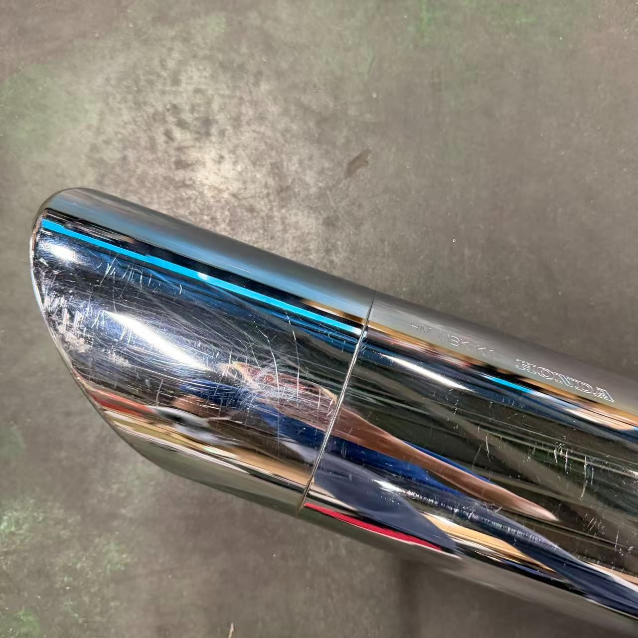 ☆中古・3営業日以内発送☆ホンダ シャドー400 NC34 純正マフラー