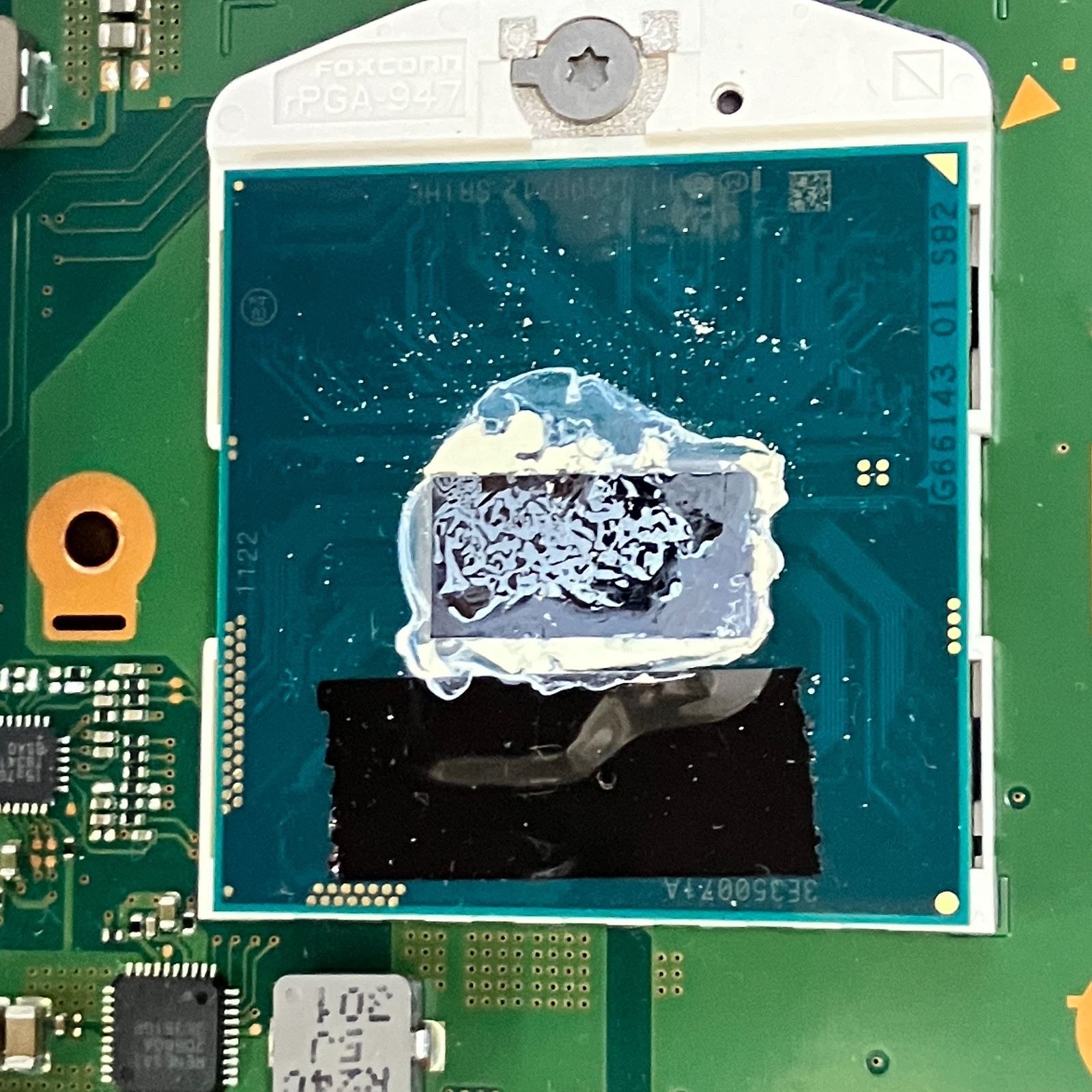 ジャンク】PCマザーボード 4枚セット Core i5-8265U/i5-4330M/i5-2410M