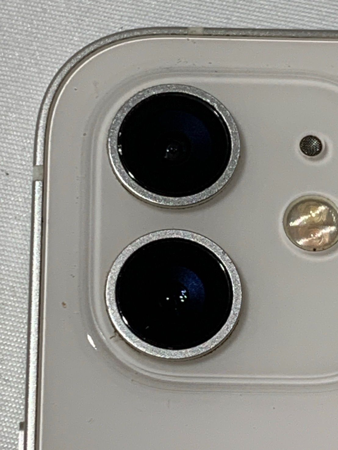 iPhone 12 ホワイト ジャンク品 - メルカリ