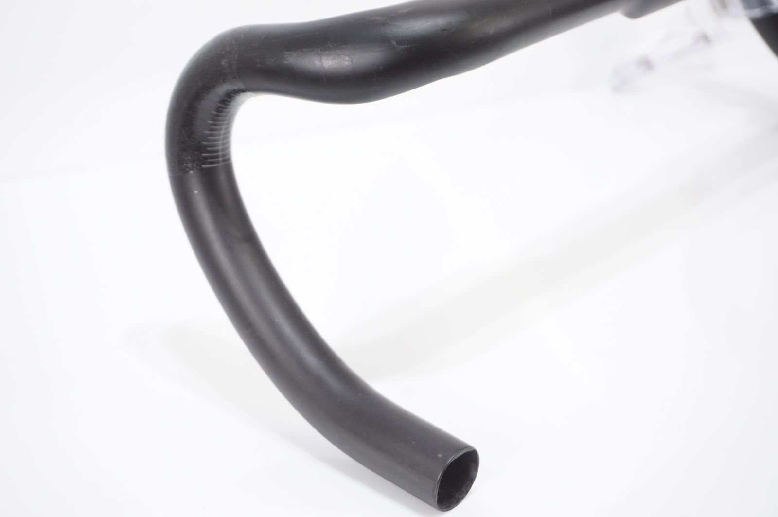 3T 「スリーティー」 ERGONOVA TEAM φ31.8 400mm ハンドル