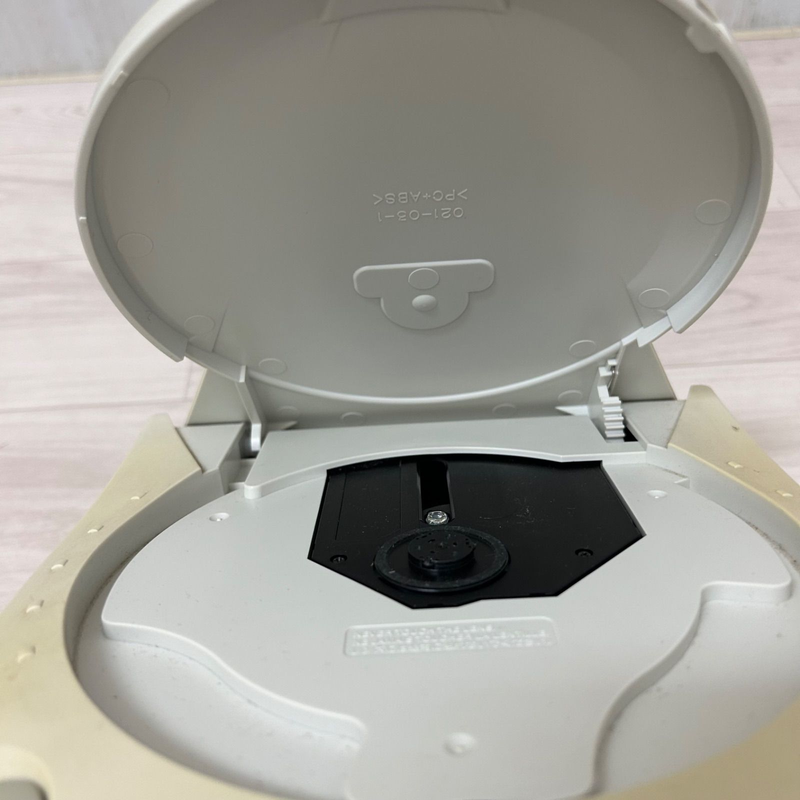 SEGAドリームキャスト 本体 HKT-3000 湯川専務モデル 通電確認済 欠品