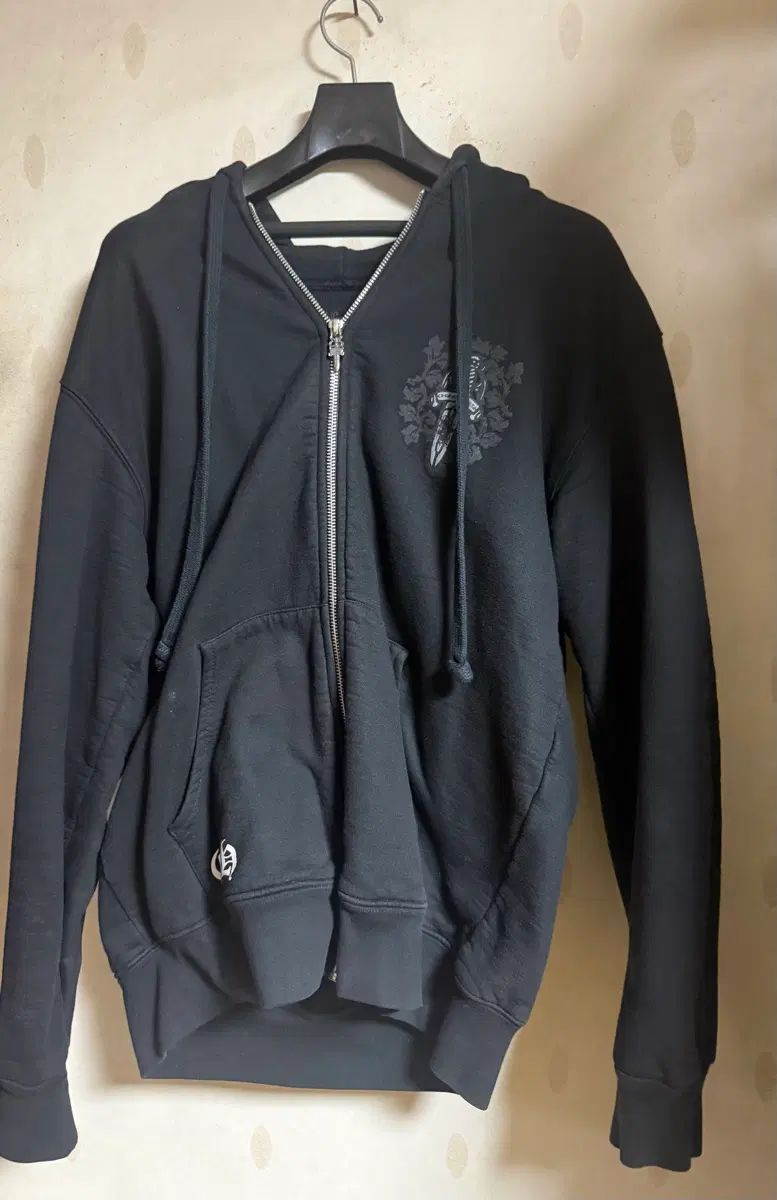 CHROME HEARTS クロムハーツ ダガー フード ジップアップ 184,410円