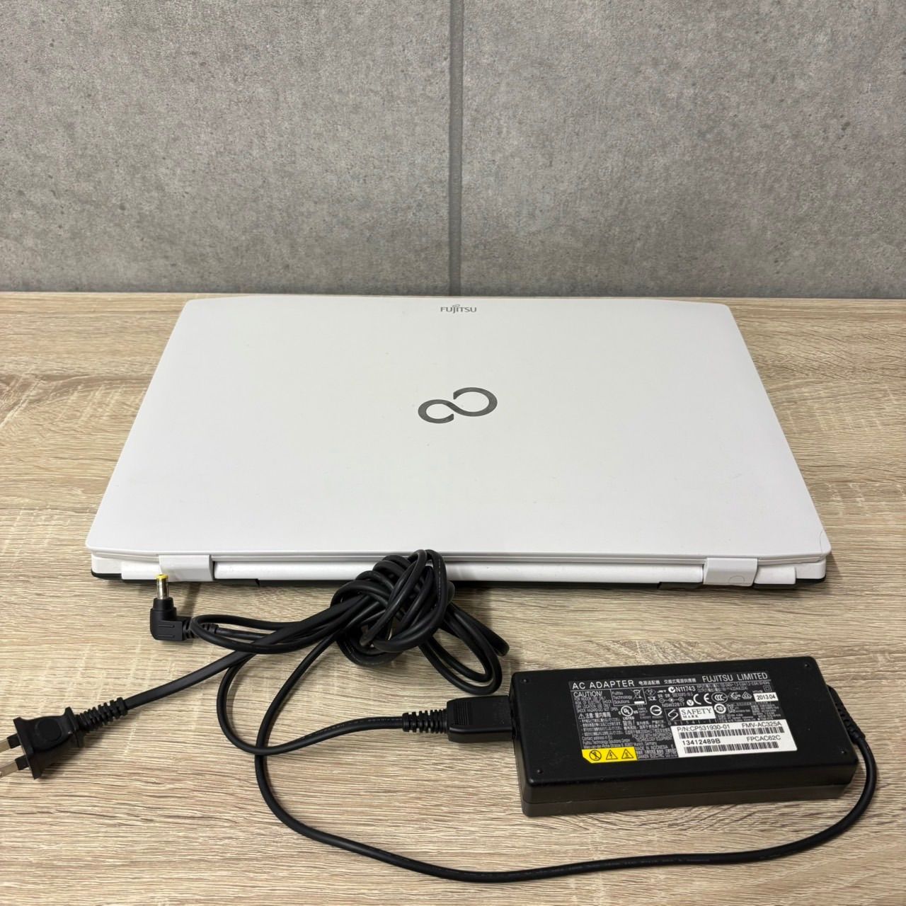 富士通 LIFEBOOK AH77/K Core i7 中古 - メルカリ