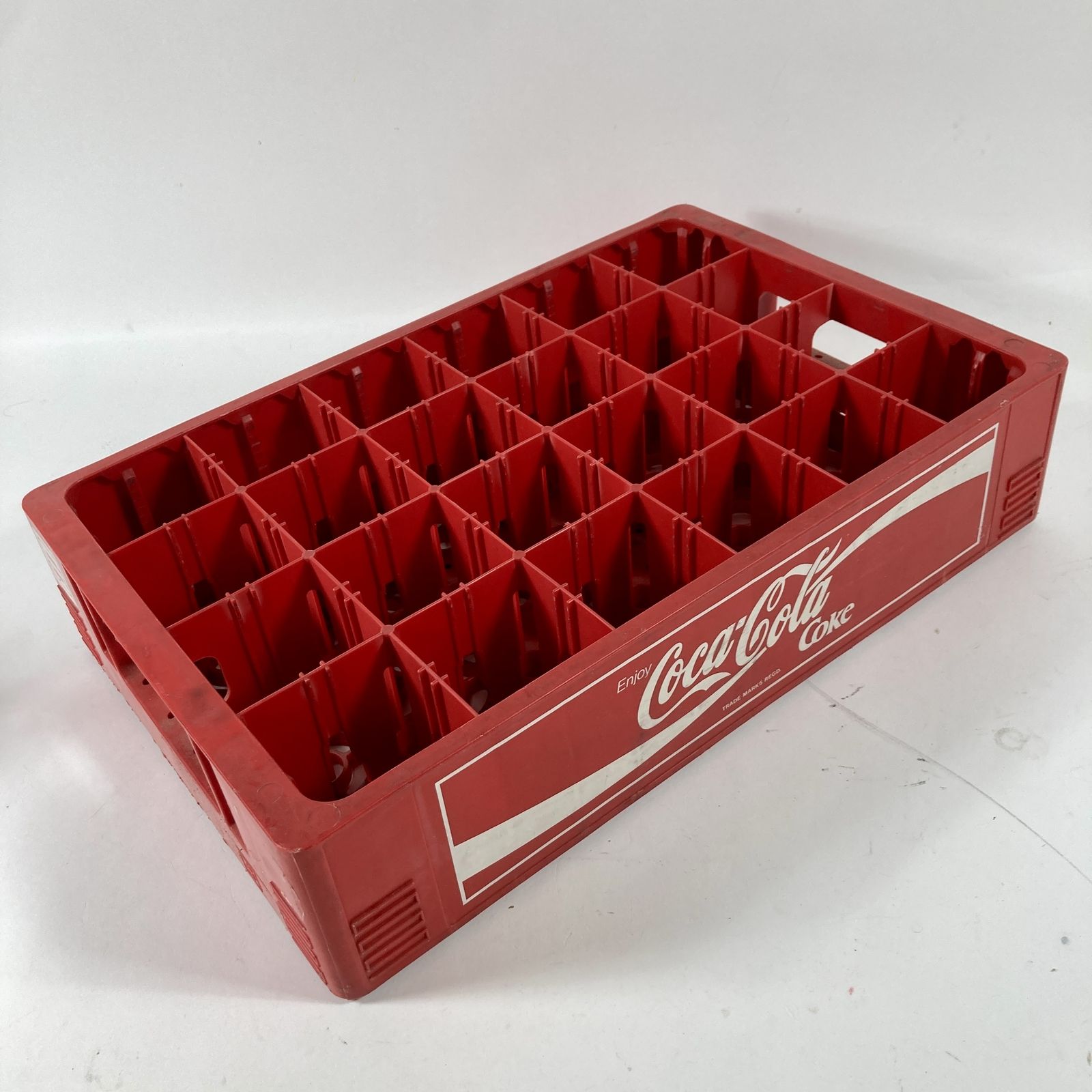 ☆ 当時物 コカコーラ 瓶ケース 赤 昭和レトロ 24本用 プラスチック製