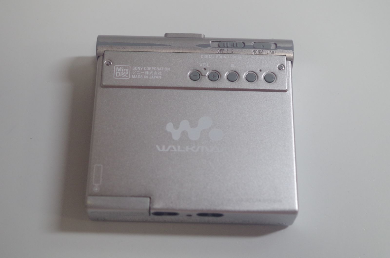 A8376 SONY MD WALKMAN MZ-E800 ポータブルMDプレーヤー - メルカリ
