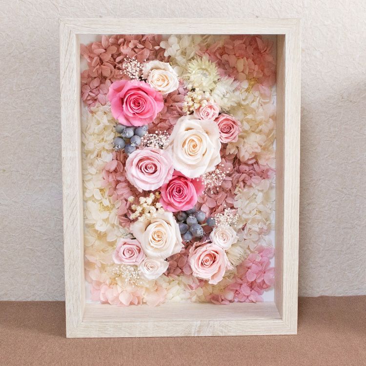 プリザーブドフラワー 額縁に入ったお花 心をこめて丁寧に作りました