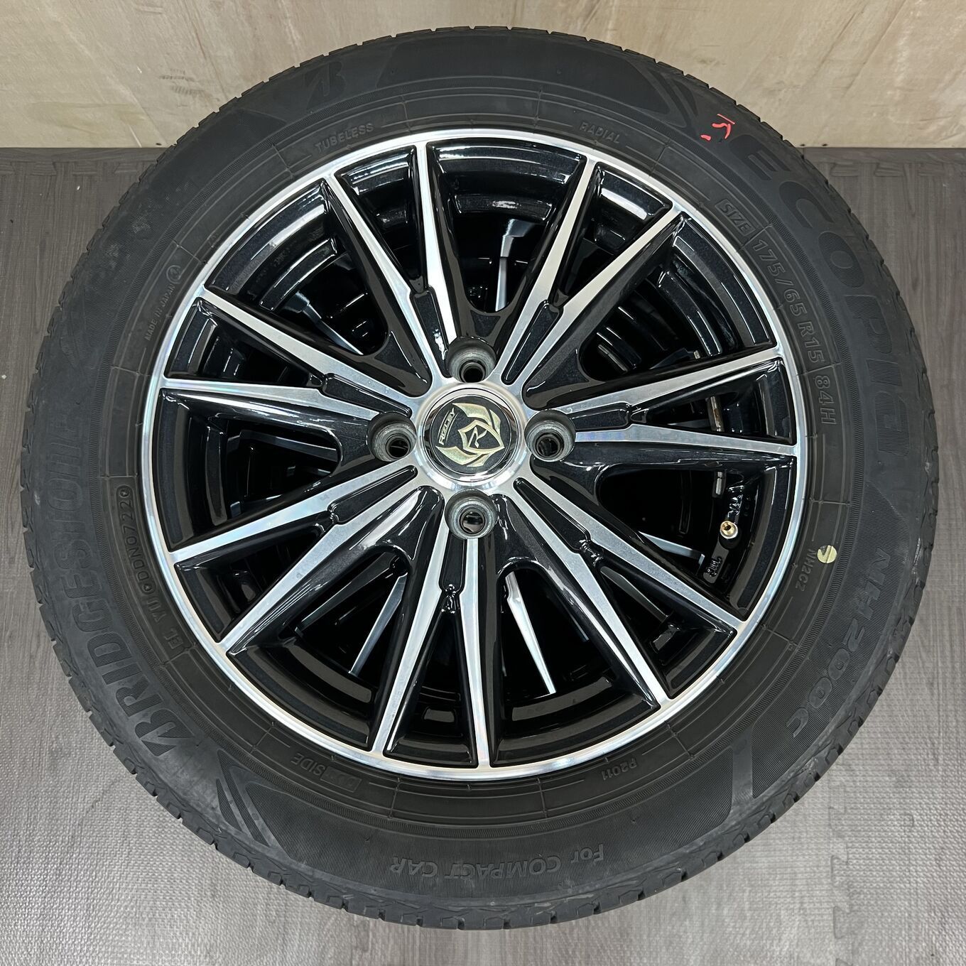 BRIDGESTONE ECOPIA サマータイヤ 15インチ タイヤのみ]サマータイヤ 175/65R15 BRIDGESTONE ECOPIA NH200 C 4本