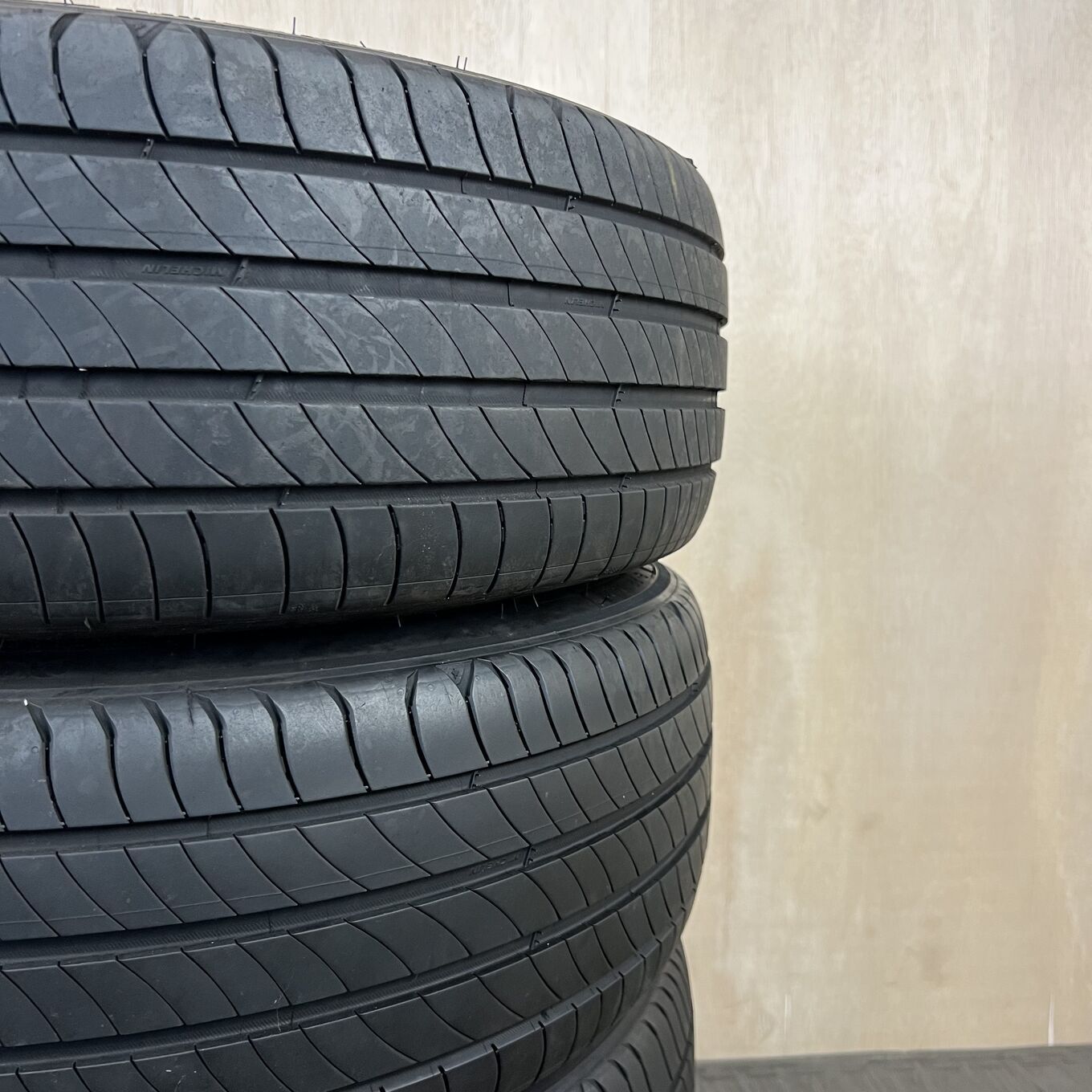 タイヤのみ]サマータイヤ 225/45R21 MICHELIN E.PRIMACY 4本セット