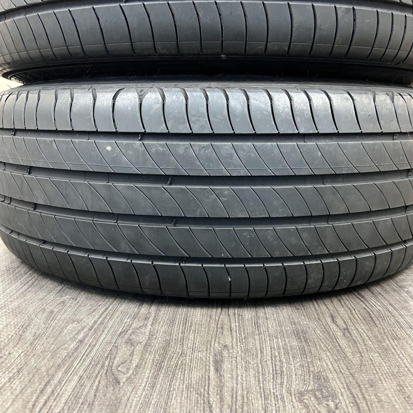 タイヤのみ]サマータイヤ 225/45R21 MICHELIN E.PRIMACY 4本セット
