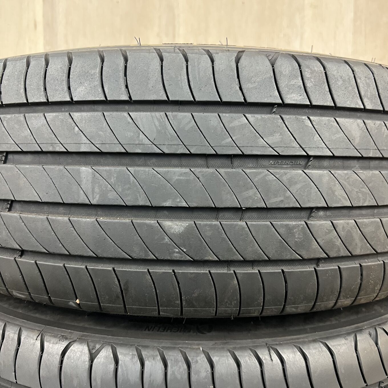 タイヤのみ]サマータイヤ 225/45R21 MICHELIN E.PRIMACY 4本セット