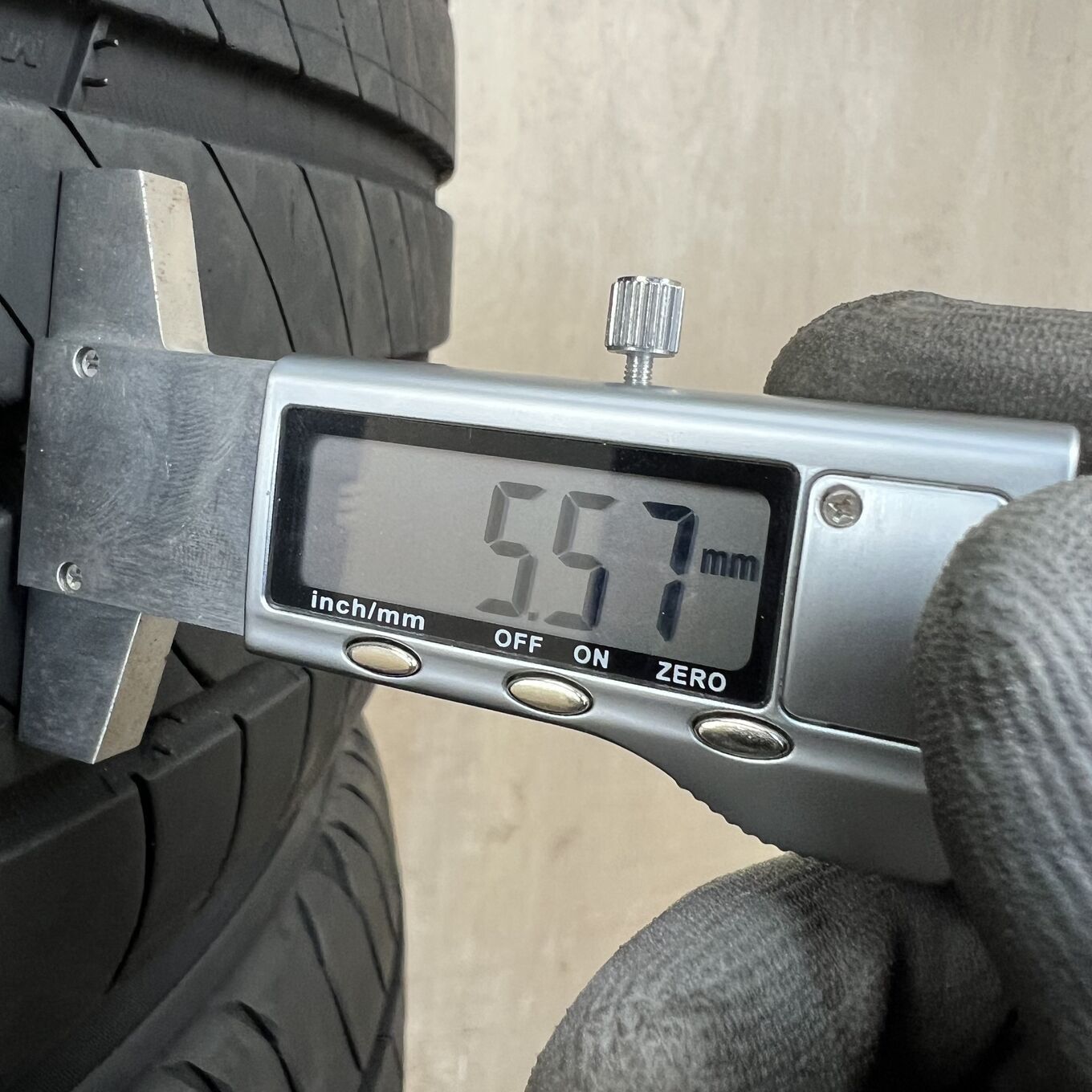 タイヤのみ]サマータイヤ 225/45R21 MICHELIN E.PRIMACY 4本セット