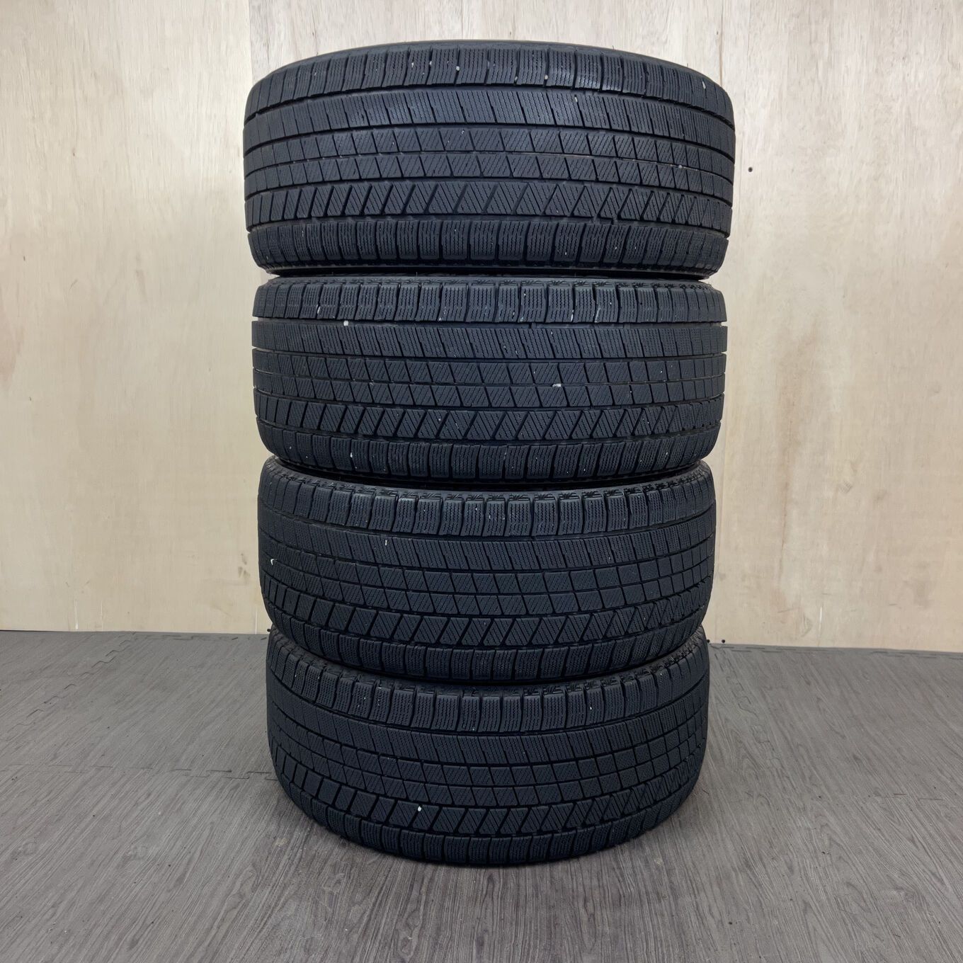 タイヤのみ]スタッドレスタイヤ 245/45R17 BRIDGESTONE BLIZZAK VRX3 4