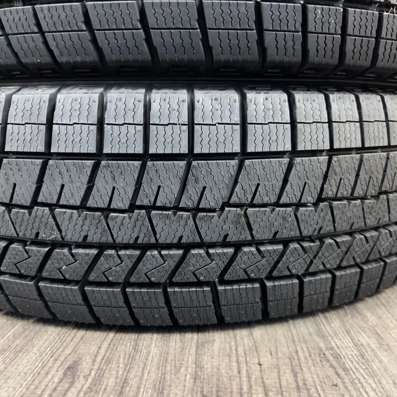 タイヤのみ]スタッドレスタイヤ 175/65R15 DUNLOP WINTER MAXX 03 4本