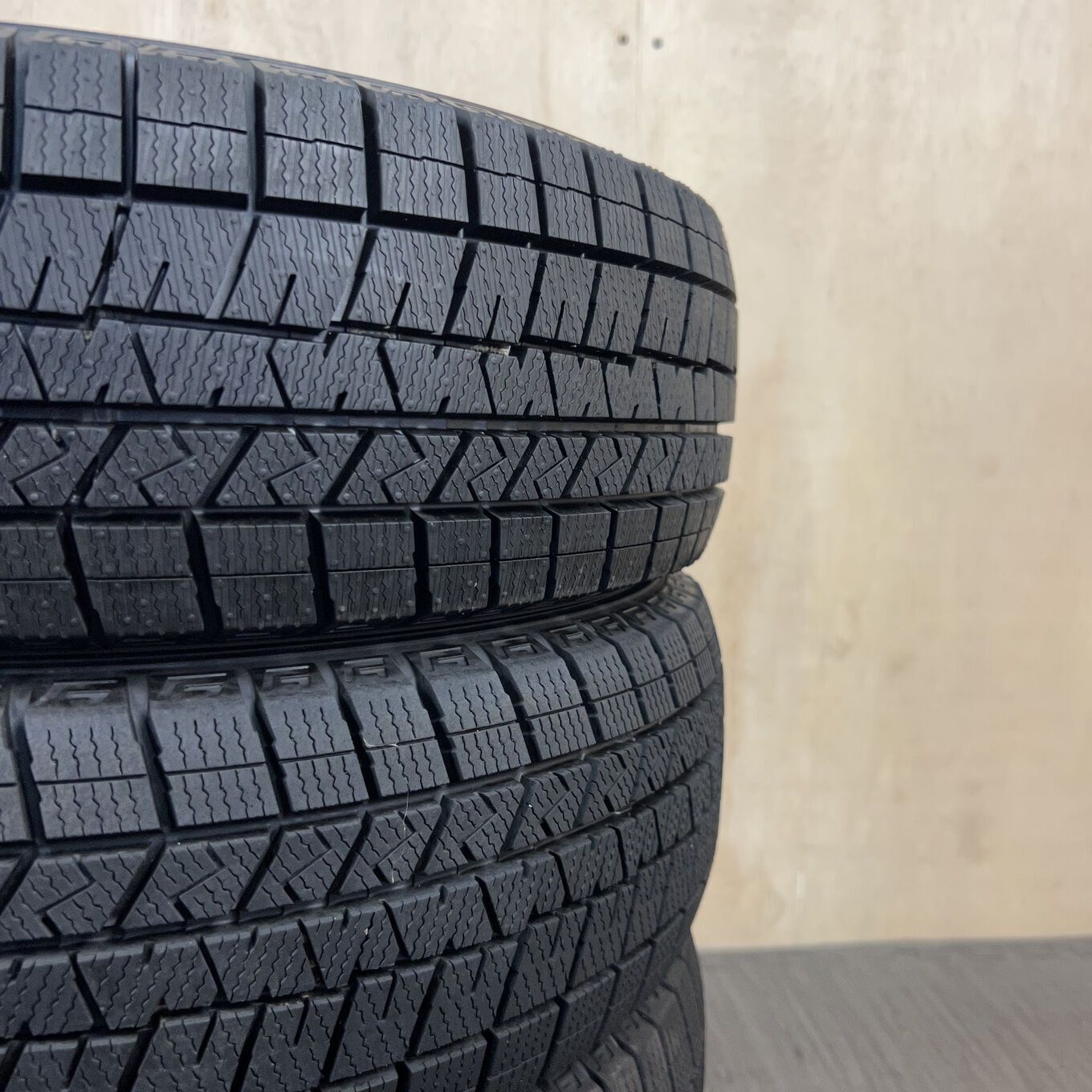 タイヤのみ]スタッドレスタイヤ 175/65R15 DUNLOP WINTER MAXX 03 4本