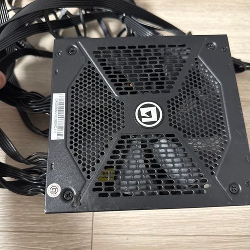 850W・80PLUS GOLD・フルモジュラー】Apexgaming AG-850M V2 ATX電源