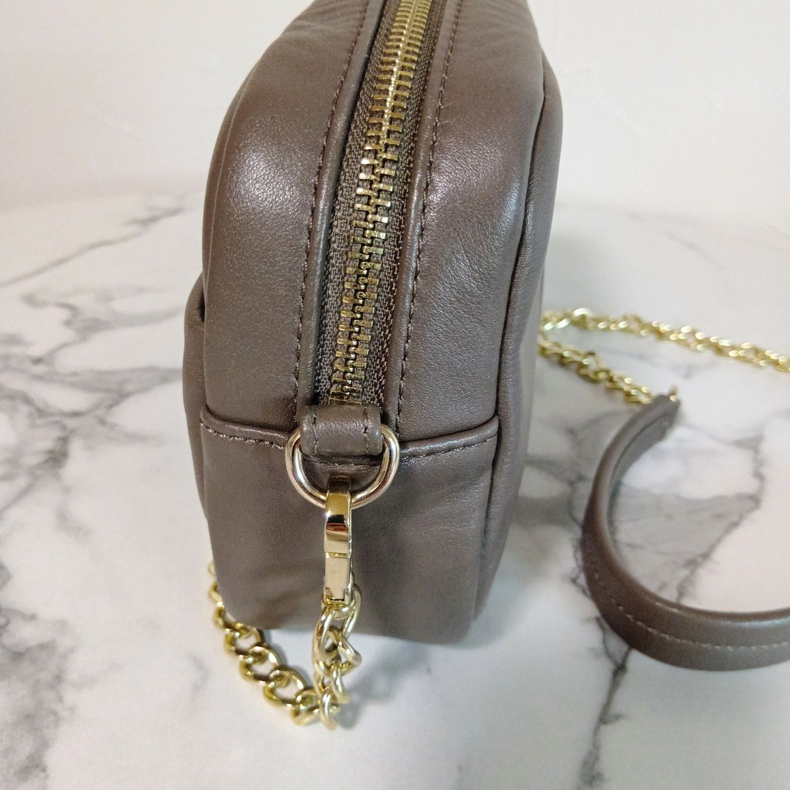 LANVIN en Bleu ランバンオンブルー レザーバッグ チェーン ショルダー 