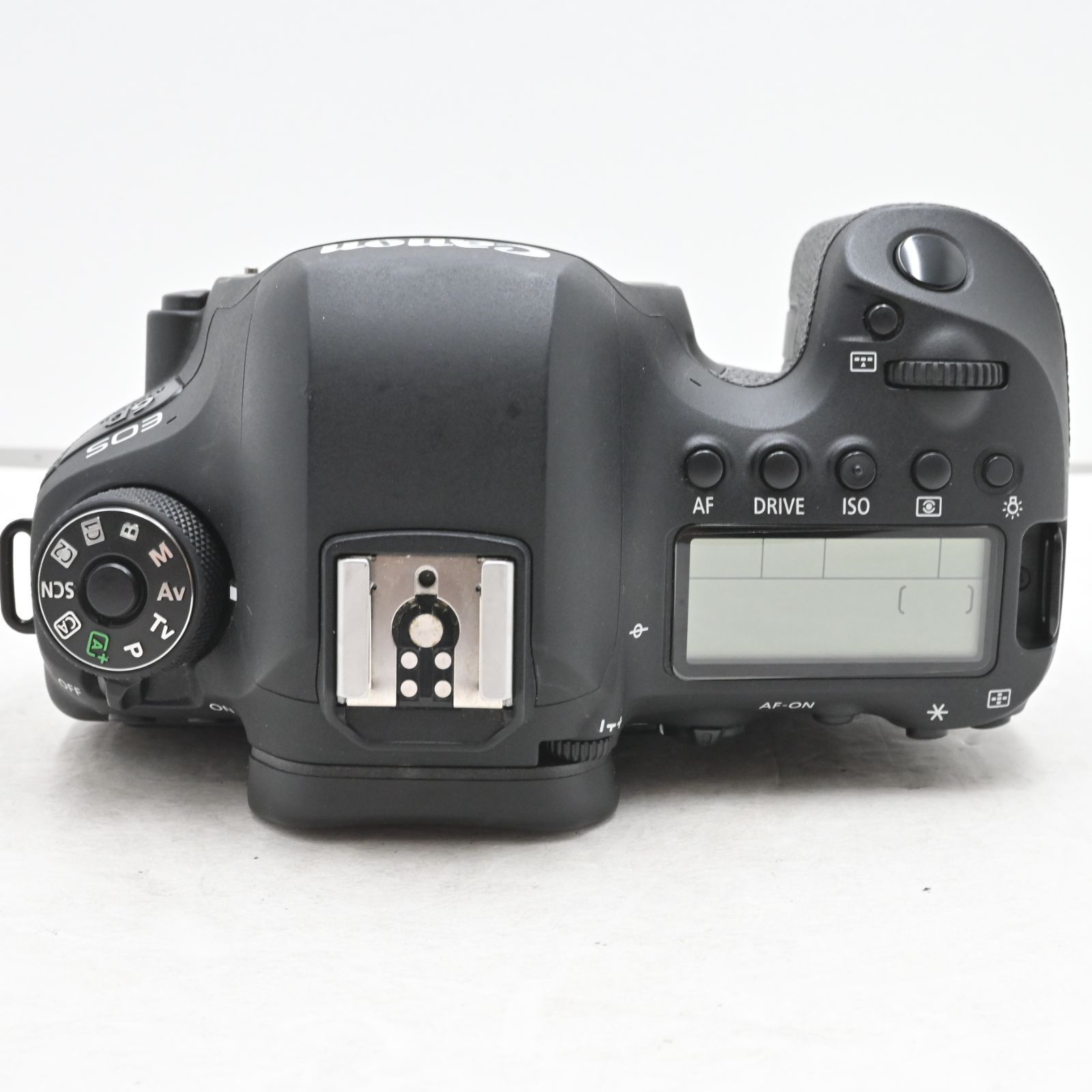 シャッター回数『9977』Canon デジタル一眼レフカメラ EOS 6D Mark II ボディー EOS6DMK2