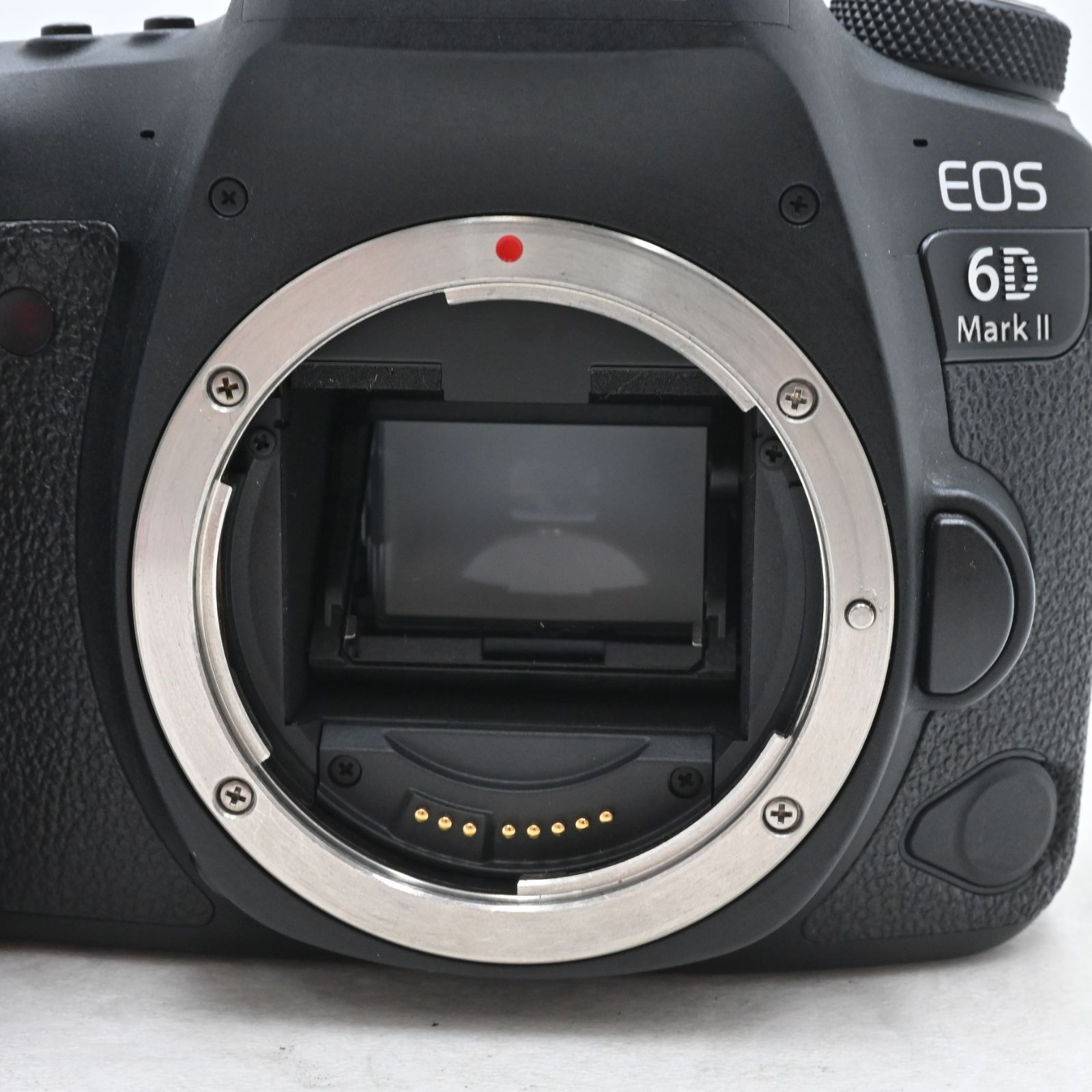 シャッター回数『9977』Canon デジタル一眼レフカメラ EOS 6D Mark II ボディー EOS6DMK2