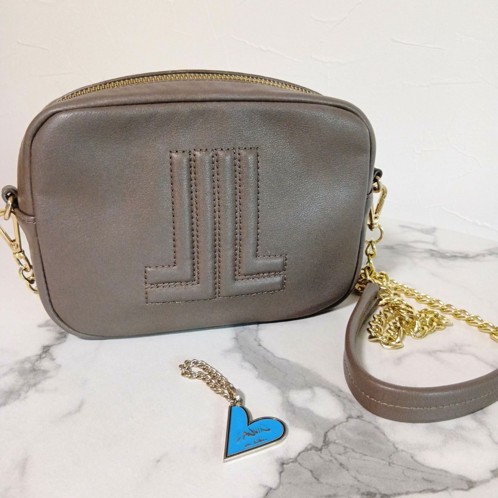 LANVIN en Bleu ランバンオンブルー レザーバッグ チェーン ショルダー 