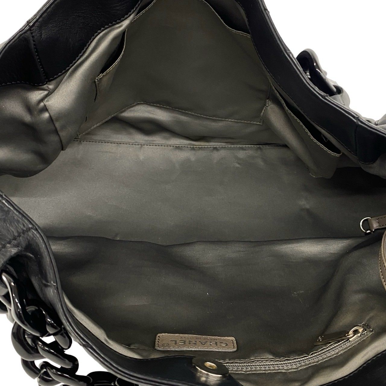 極 美品 シール有 11番台 CHANEL シャネル ココマーク レザー 本革 極 美品 シール有 11番台 CHANEL シャネル ココマーク レザー 本革