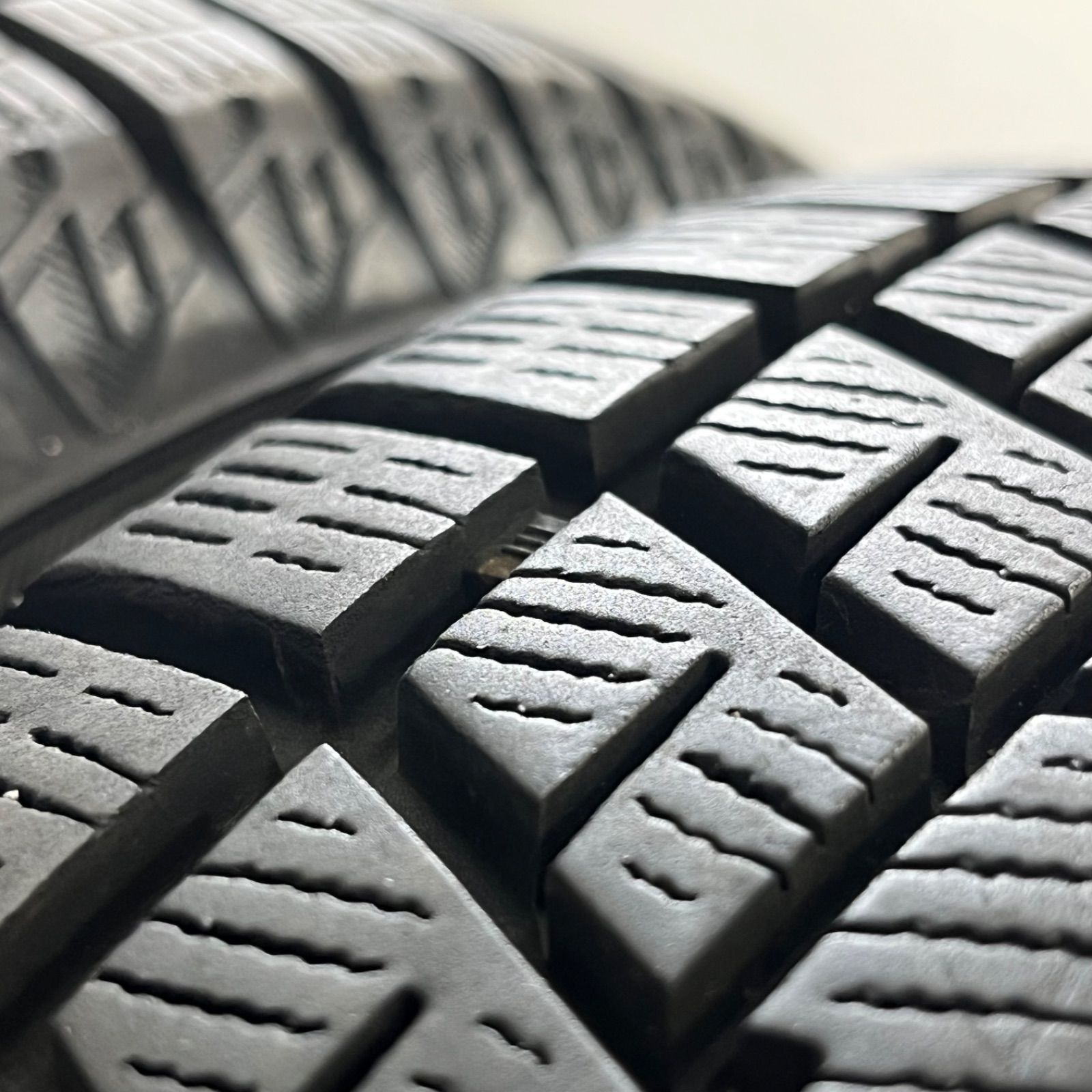ka YOKOHAMA iG60 155/65R14 22年製 20年製 155/65R14 ヨコハマ アイスガードIG60 MID シュナイダーSQ27