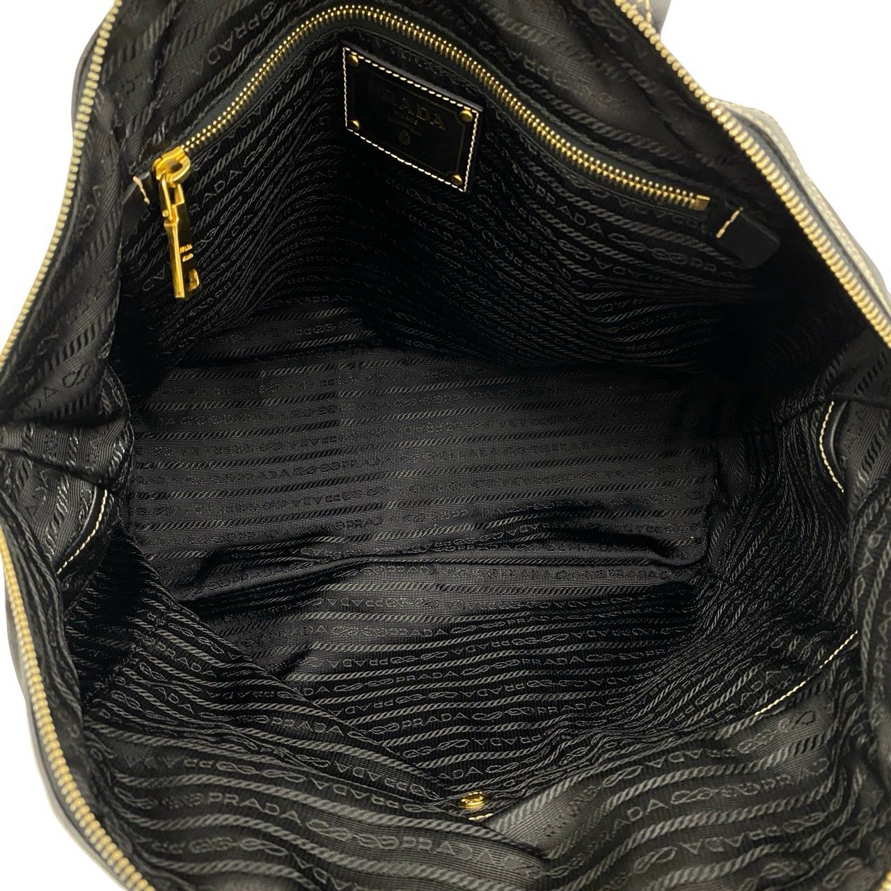 極 美品 保存袋付き PRADA プラダ 三角ロゴ 金具 テスート ポコノ