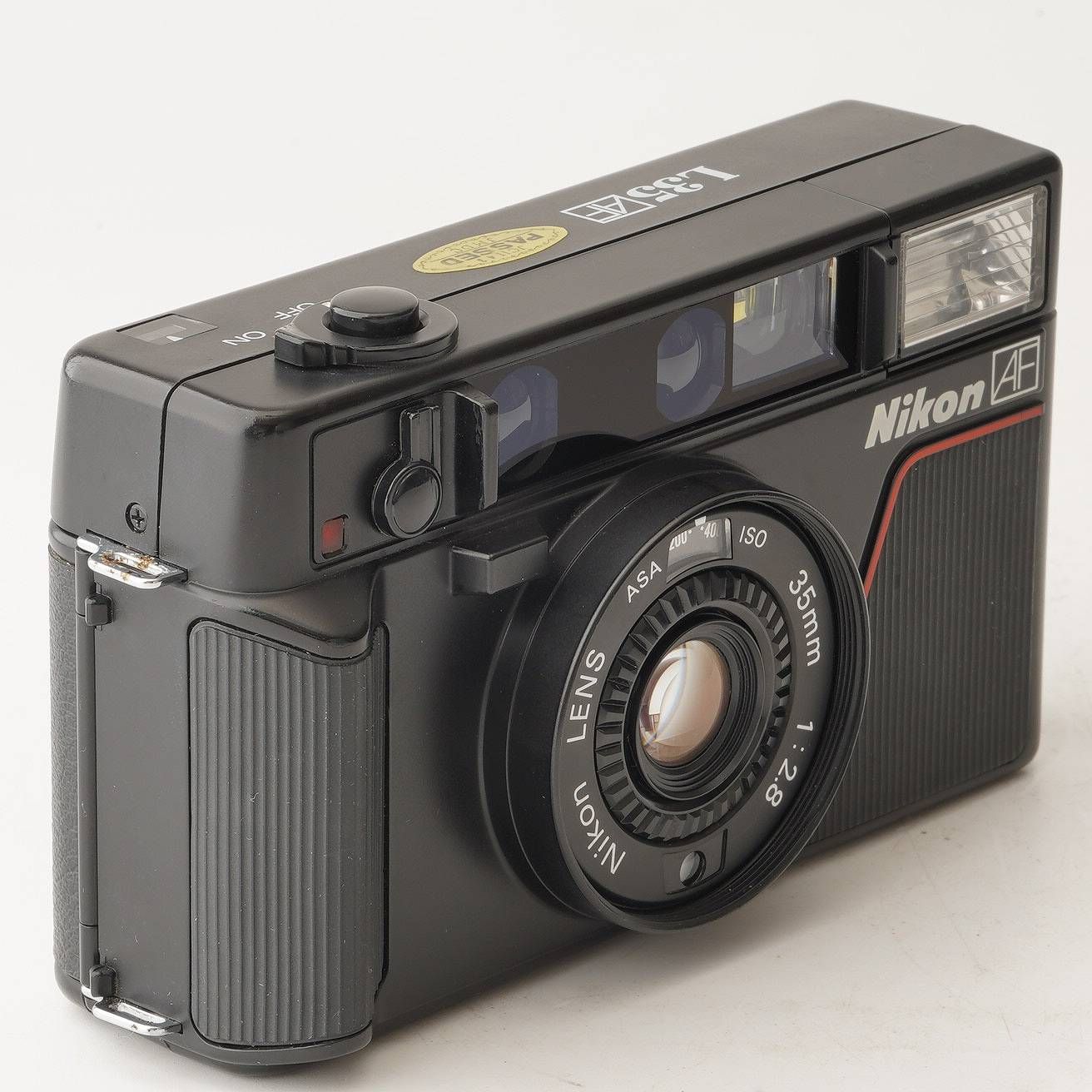 ニコン Nikon L35 AF ISO1000 / 35mm F2.8 コンパクトフィルムカメラ