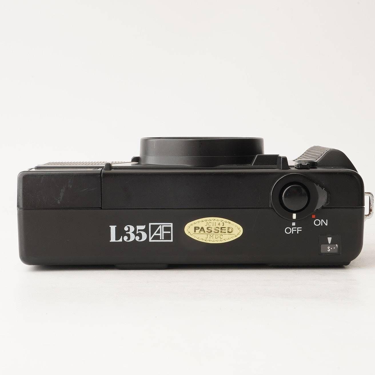 ニコン Nikon L35 AF ISO1000 / 35mm F2.8 コンパクトフィルムカメラ