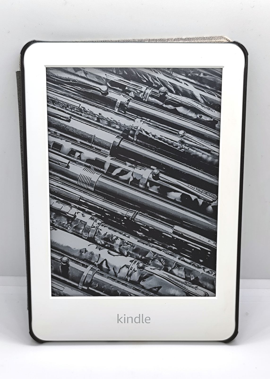 Amazon Kindle 第10世代 8GB ホワイト J9G29R ケース付き 電子書籍