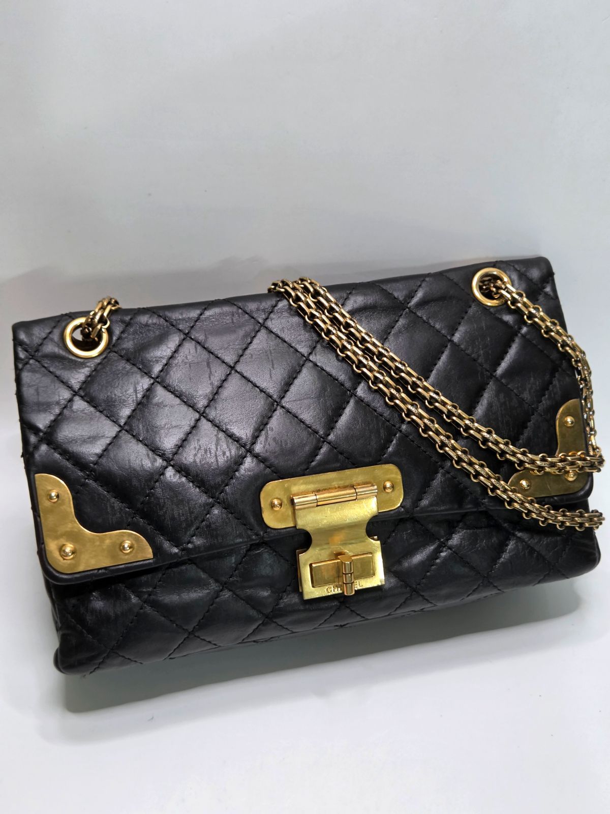 CHANEL シャネル 2.55 ダブルフラップ チェーンショルダーバッグ エイジドカーフ ブラック コーナー金具 アンティークゴールド
