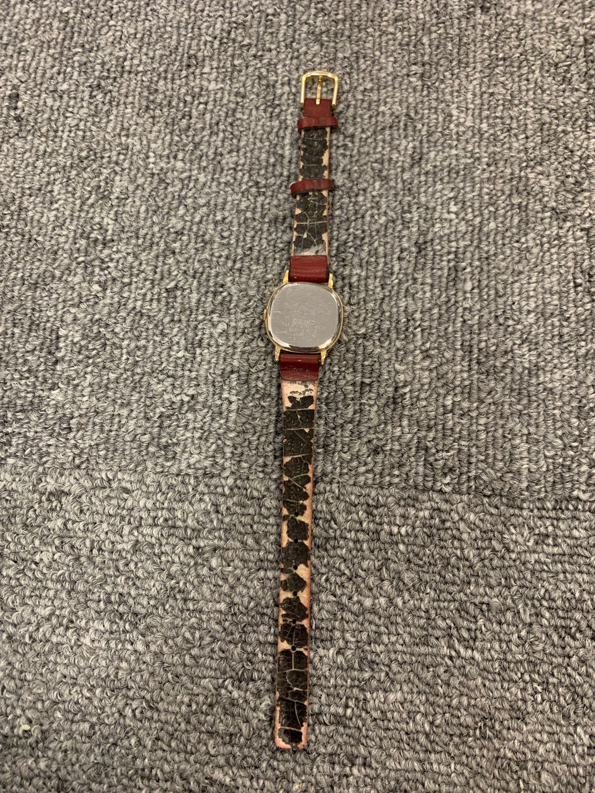 動作未確認】SEIKO セイコー QUARTZ レディース腕時計 ブラウン文字盤