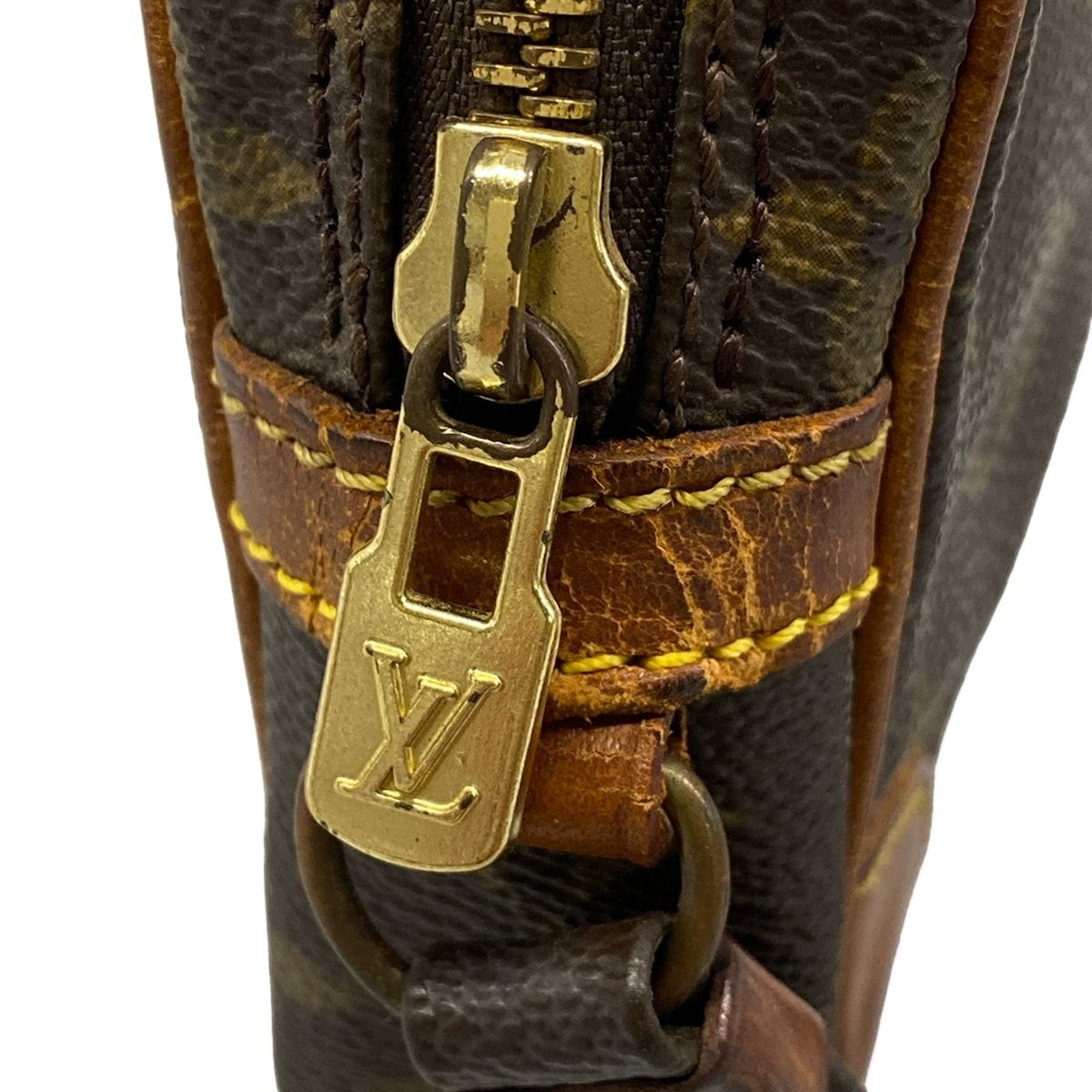 https://assets.mercari-shops-static.com/-/large/plain/2JXZ2JDZRVqDVSnBnadcwm.jpg@jpg