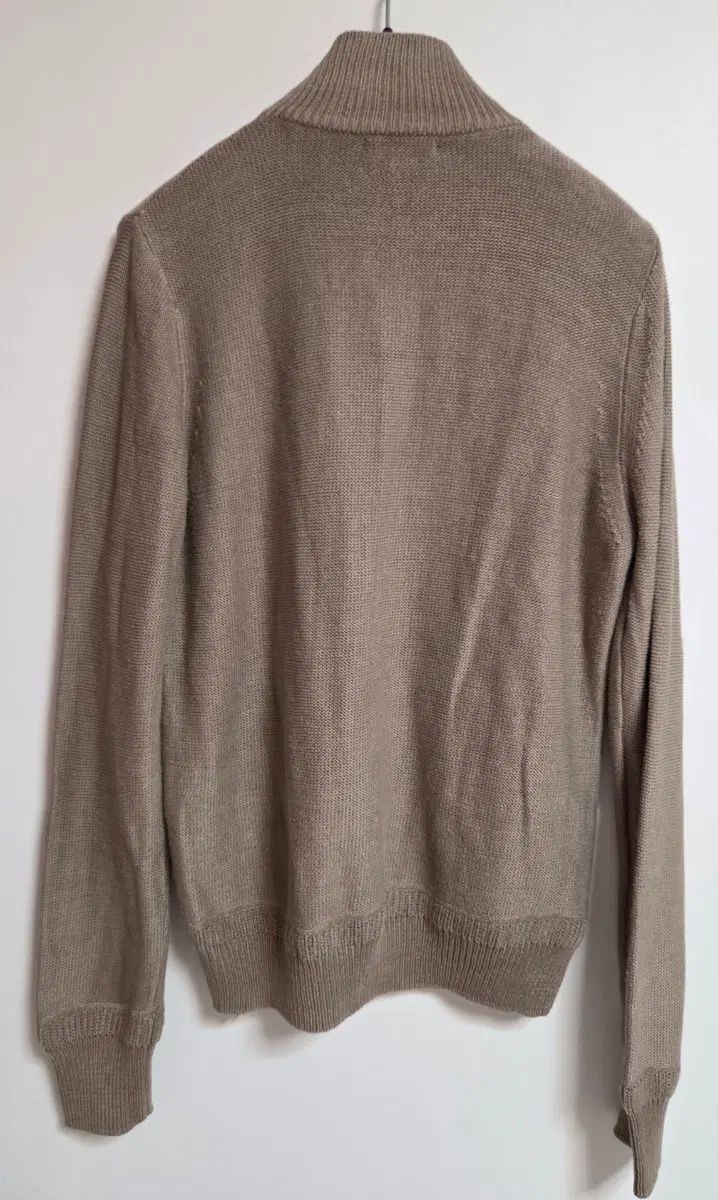 https://assets.mercari-shops-static.com/-/large/plain/2JXZXJbsXfAKLEVcShwZNn.webp@jpg