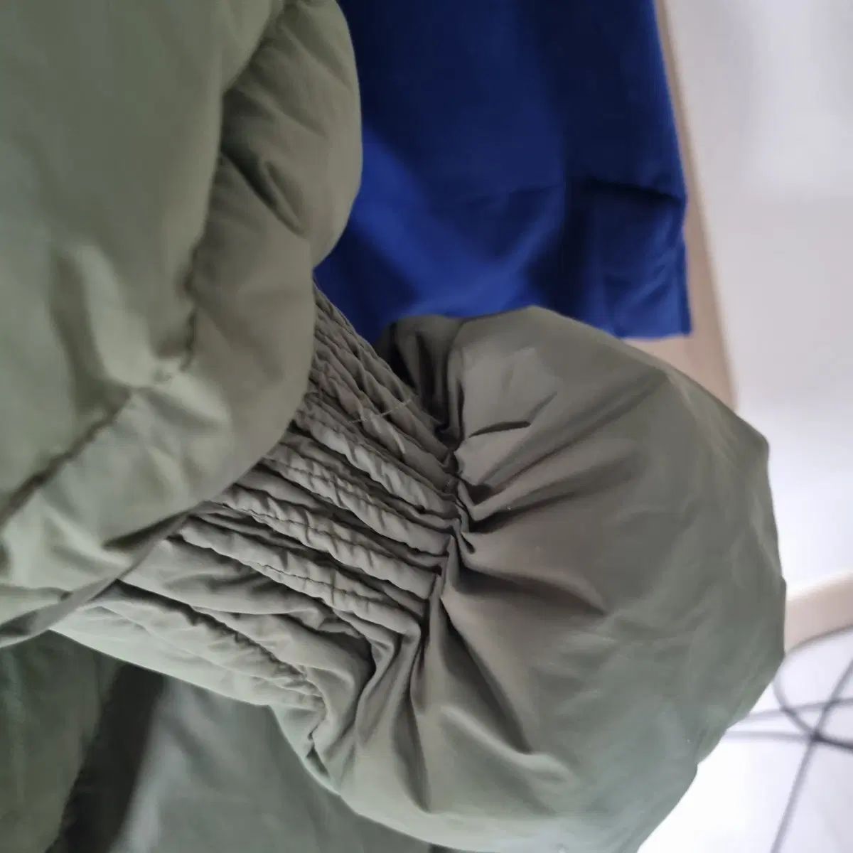 https://assets.mercari-shops-static.com/-/large/plain/2JXa5UYp3GVCGnsjvYVjzi.webp@jpg