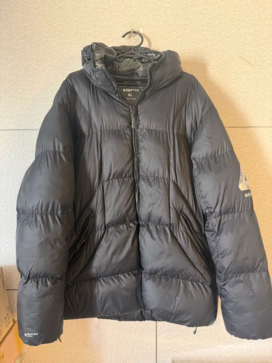 PALACE パーテックス クォンタム ダウン XL ブラック 傷なし A級