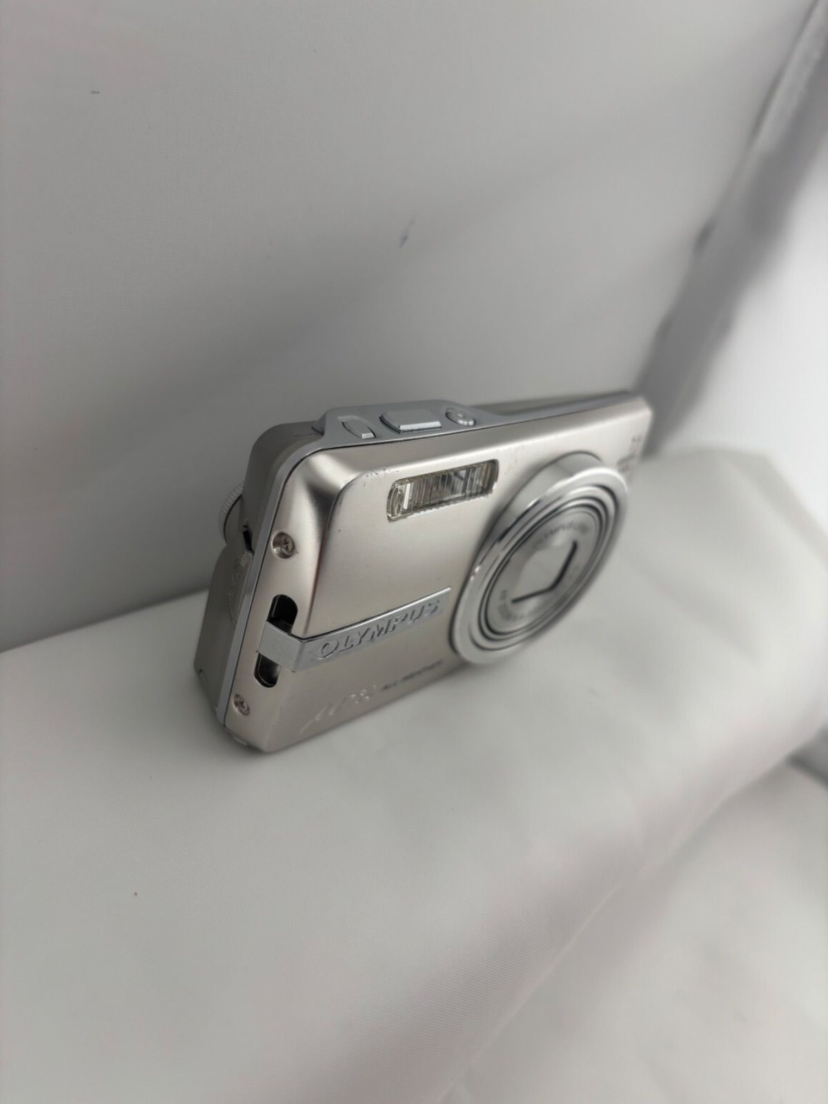 2612【動作確認済み】 OLYMPUS μ750 シルバー オリンパス ミュー 2612【動作確認済み】 OLYMPUS μ750 シルバー オリンパス ミュー