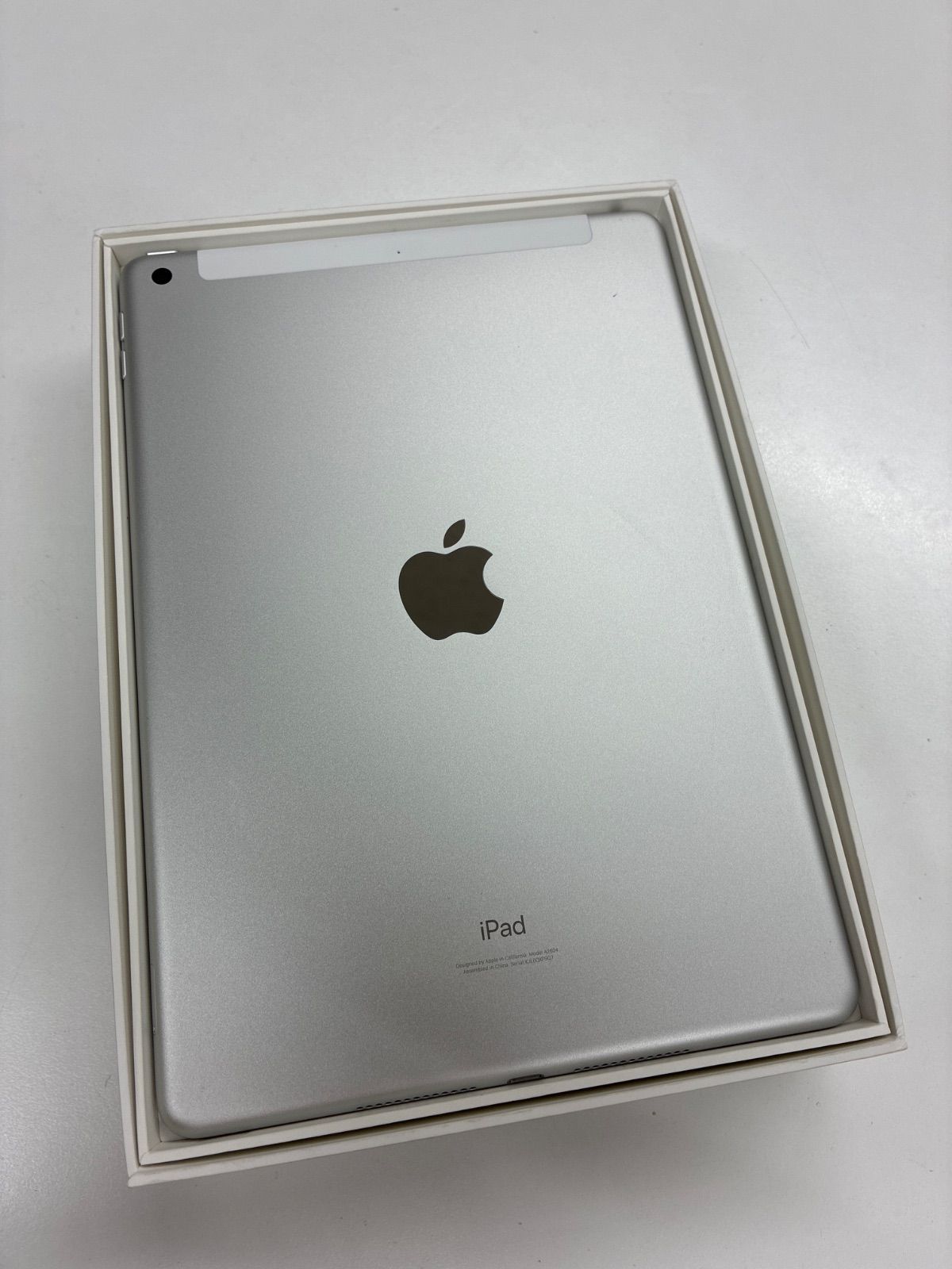Apple iPad 目立った傷や汚れなし - メルカリ