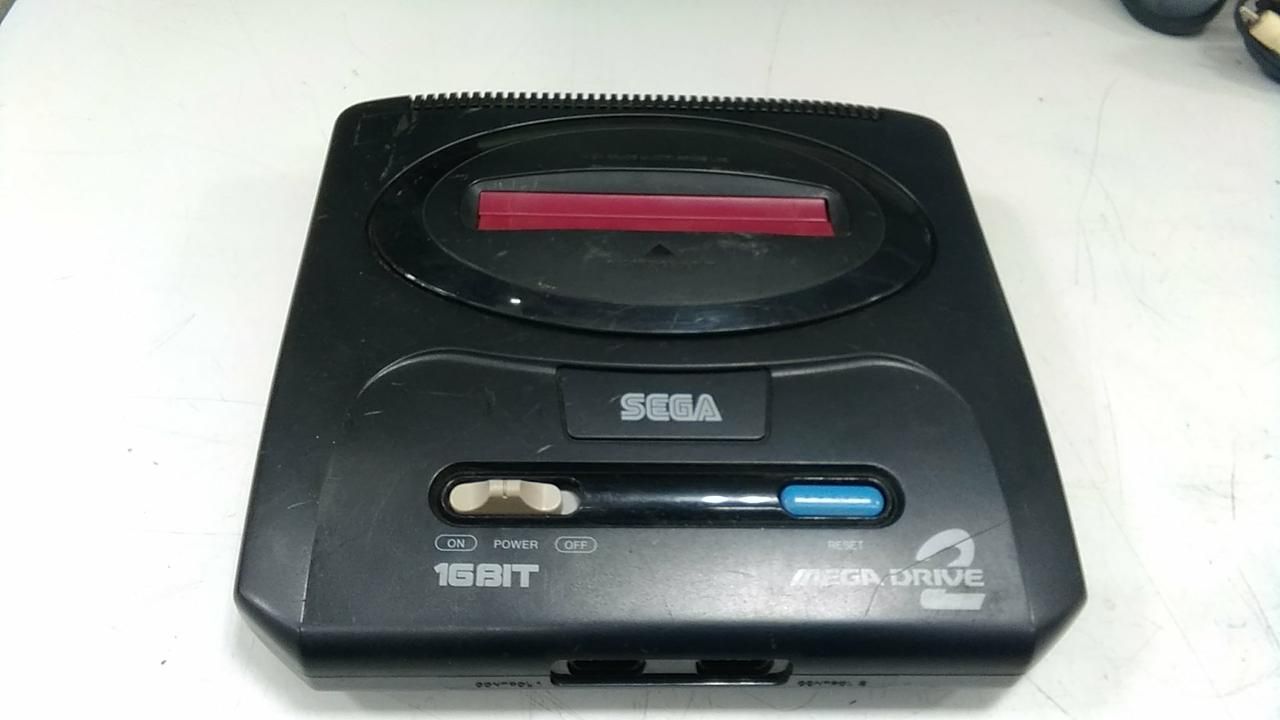 SEGA 型番：HAA-2502 メガドライブ2