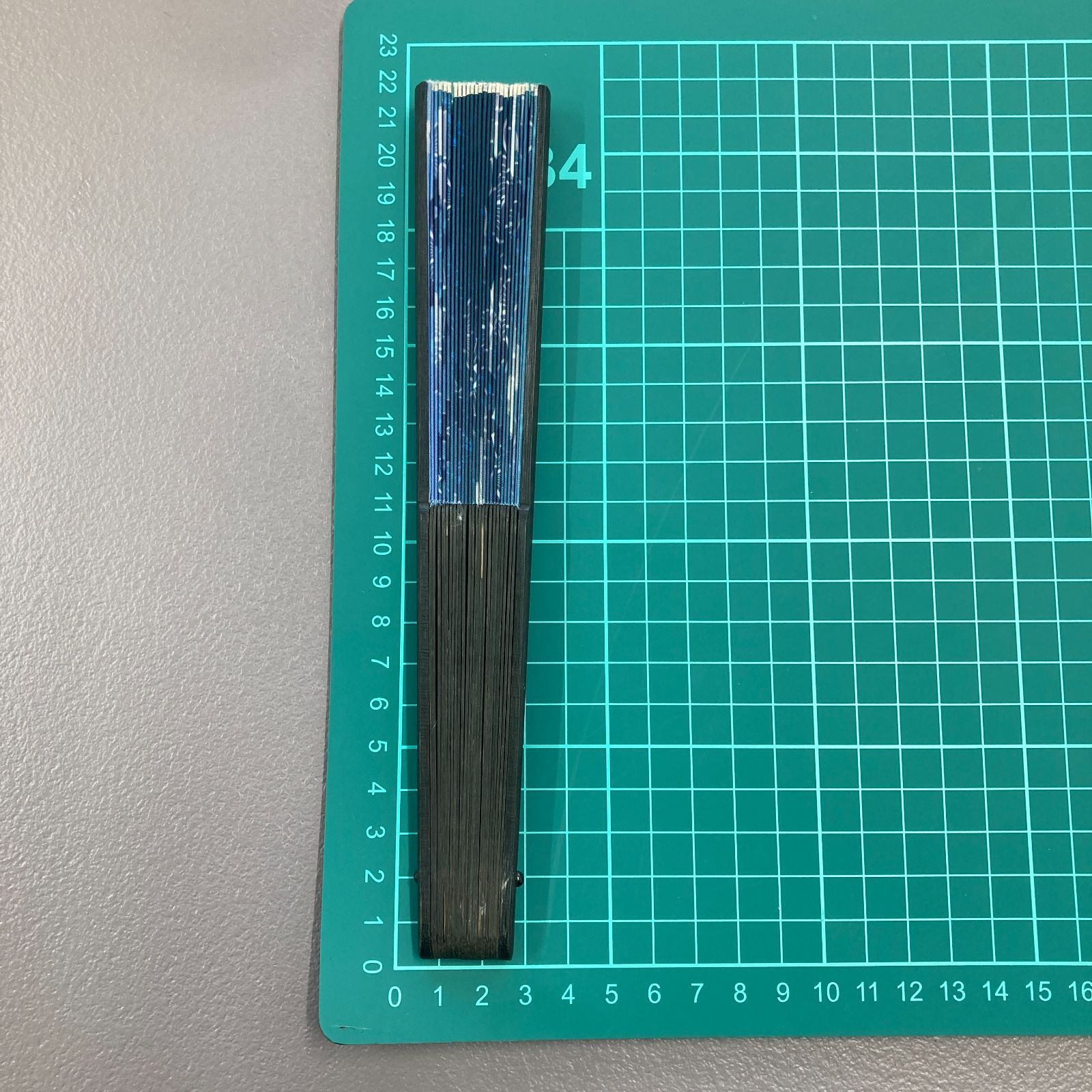 https://assets.mercari-shops-static.com/-/large/plain/2JXaYN5hJUnqFUjGwQfyYW.jpg@jpg