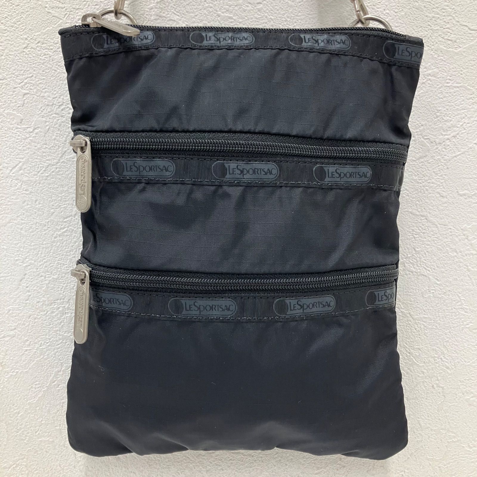 9615 LeSportsac レスポートサック ショルダーバッグ 斜め掛け 紐調節 