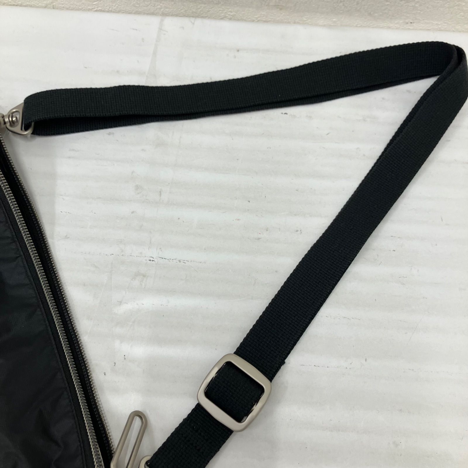 9616 LeSportsac レスポートサック ショルダーバッグ 斜め掛け 紐調節 