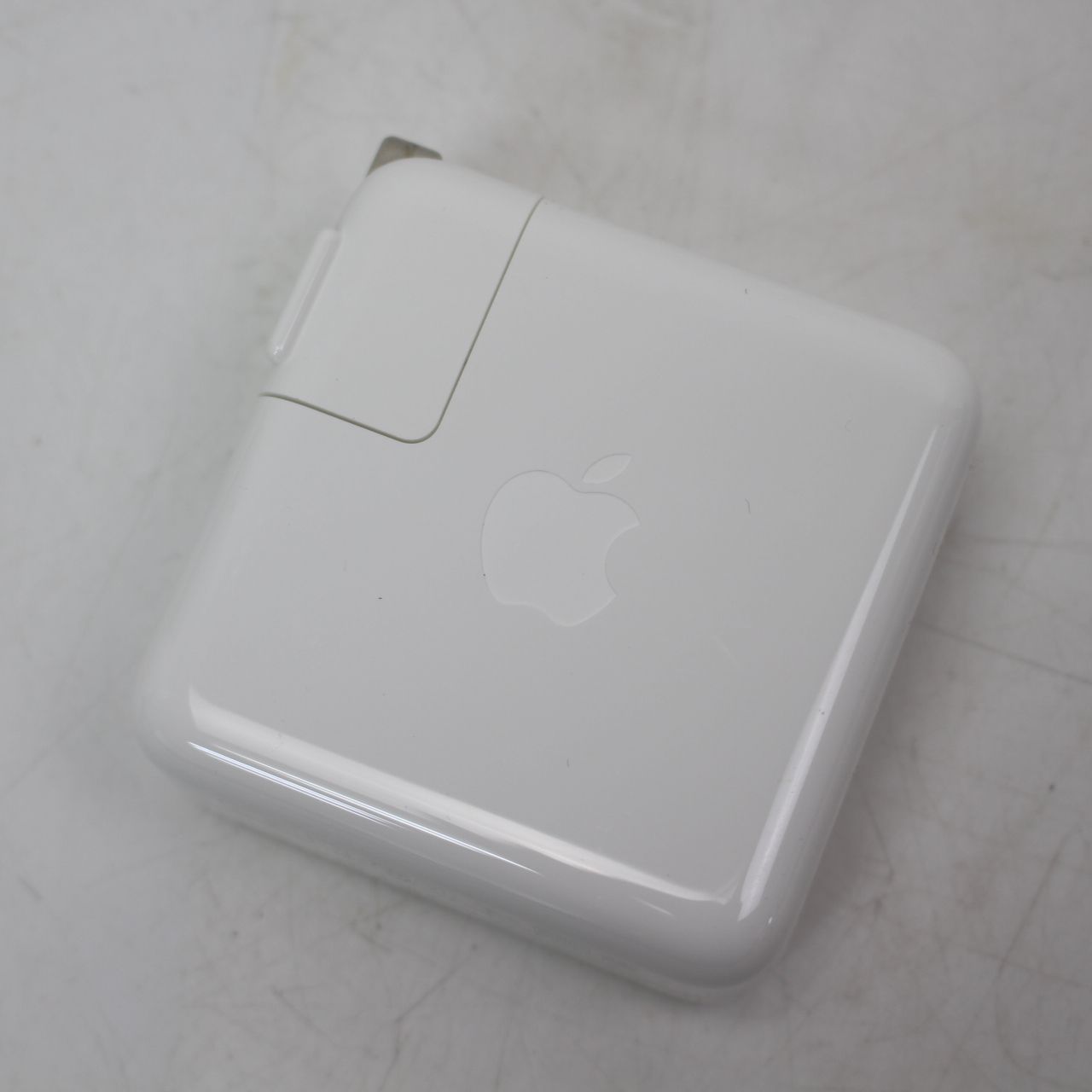 Apple 70W USB-C 電源アダプタ A2743 美品 - メルカリ