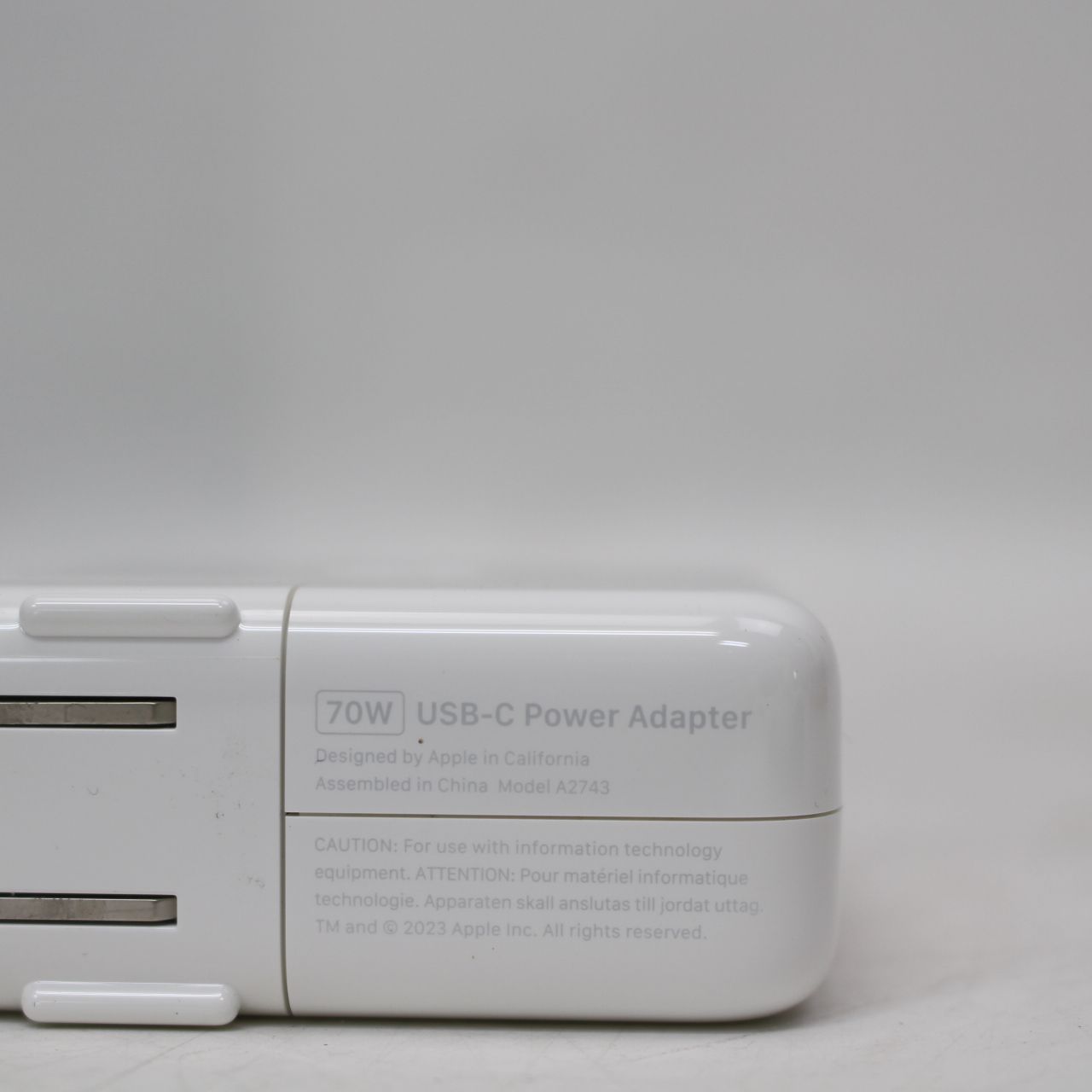 Apple 70W USB-C 電源アダプタ A2743 美品 - メルカリ