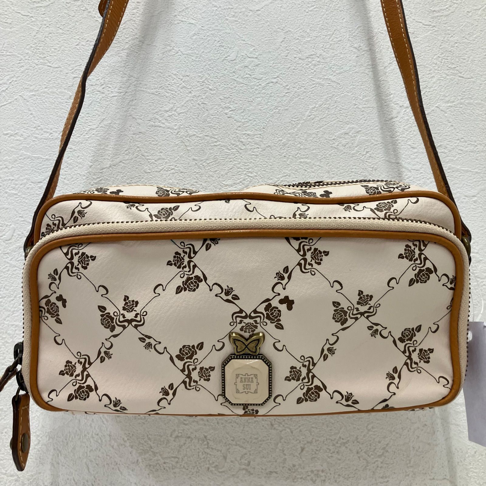 9538 ANNA SUI アナスイ ショルダーバッグ ウォールデコ 花 バラ 蝶々 