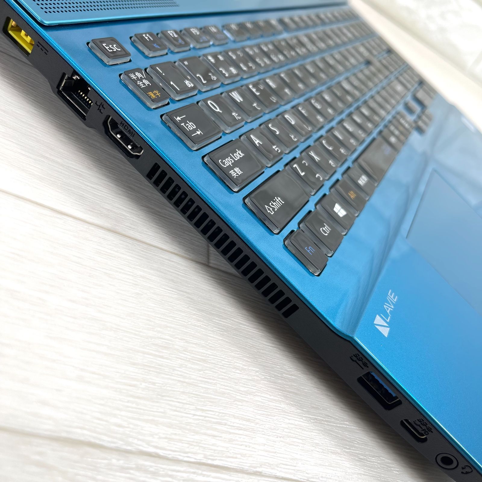 希少機種 NEC 第7世代 corei7-7500U NVMeSSD512GB＋HDD1TB 16GB