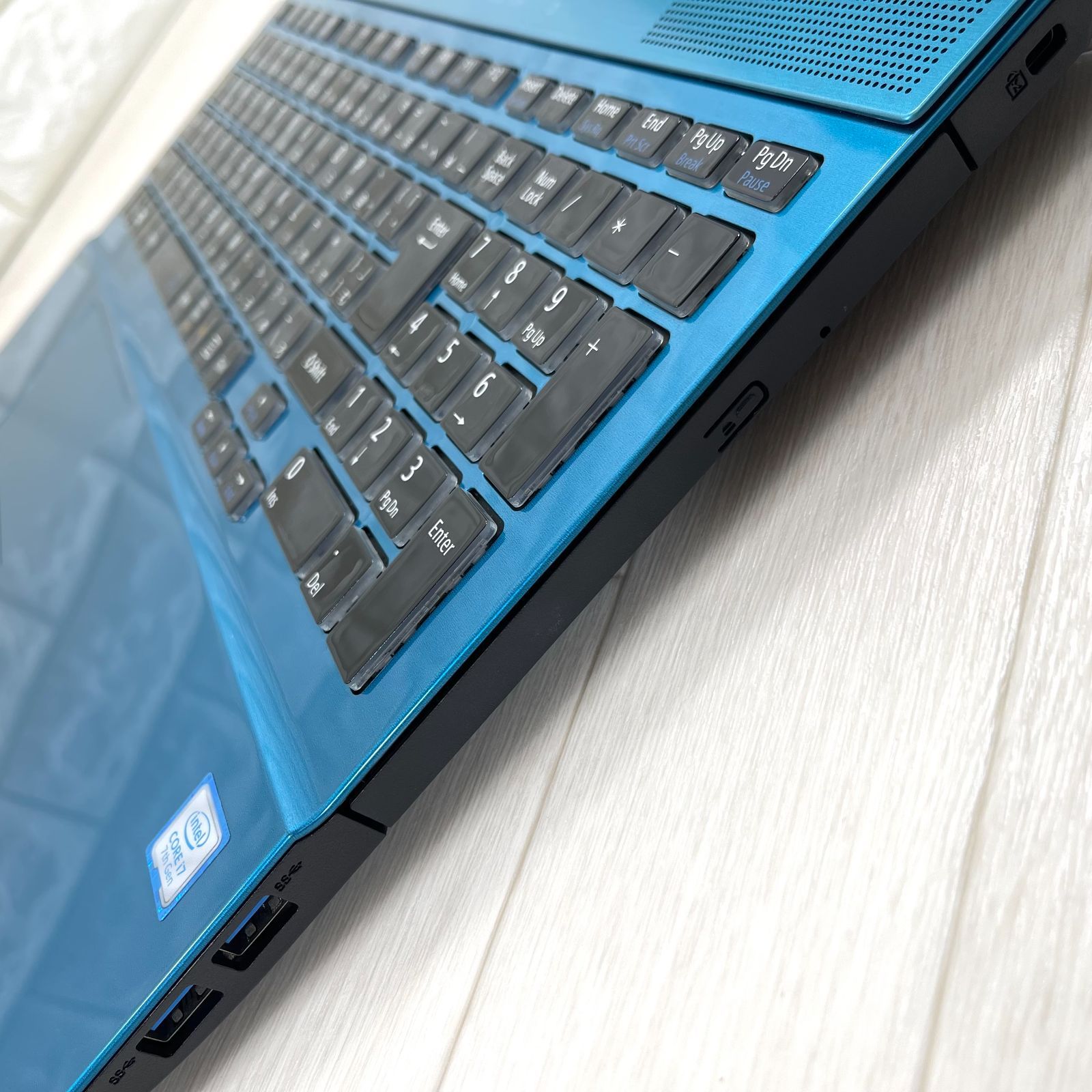 希少機種 NEC 第7世代 corei7-7500U NVMeSSD512GB＋HDD1TB 16GB